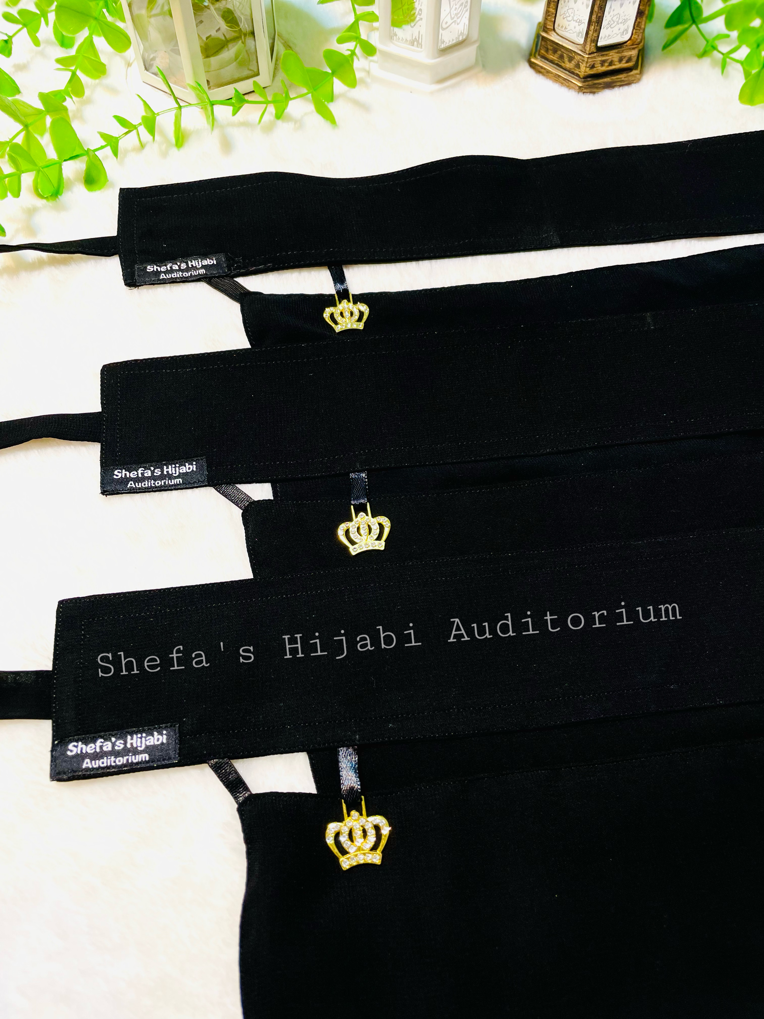 Crown Pendent Niqab_img_1