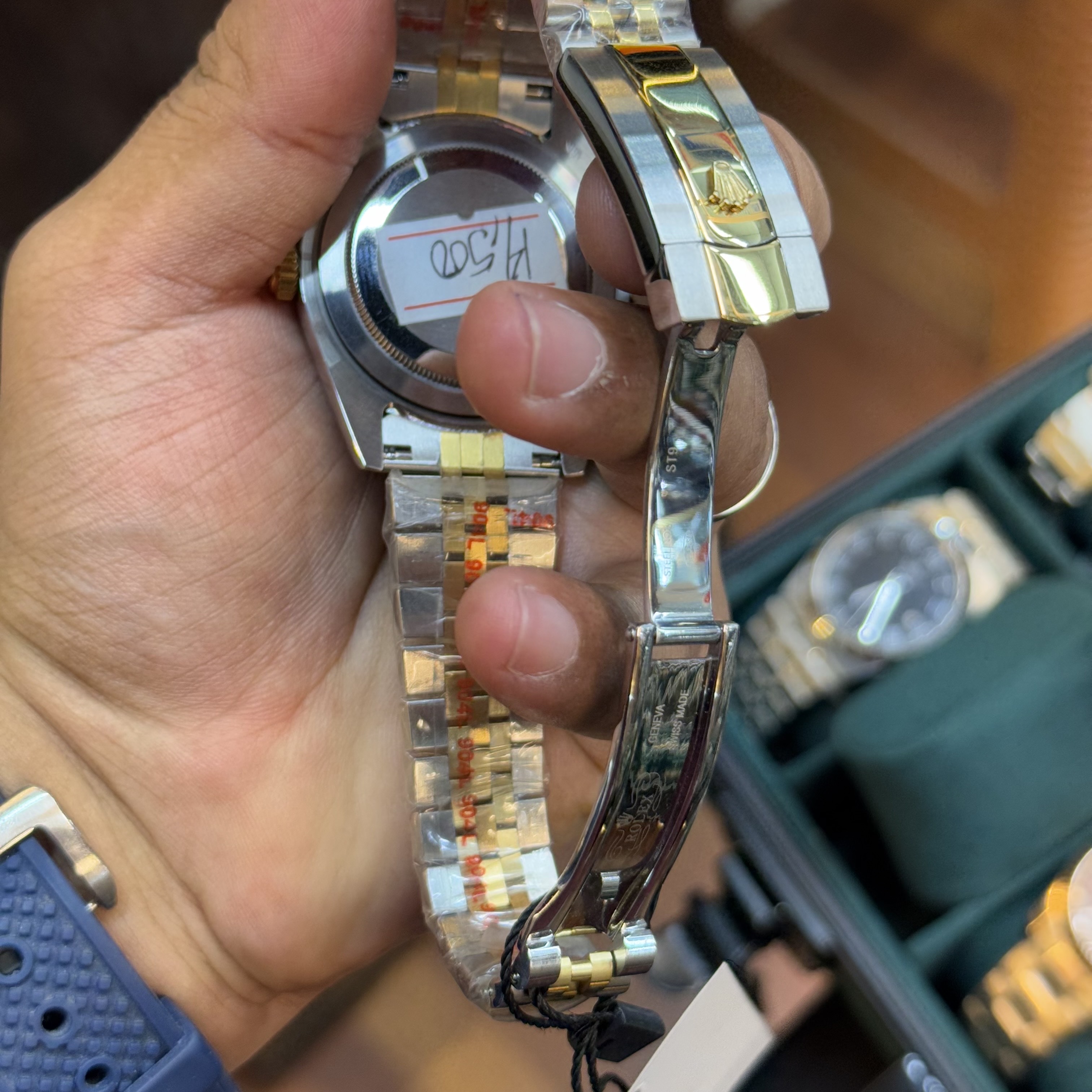 Rolex Sky Dweller AAA Grade | Automatic Movement | Dual Tone White Dial_img_3