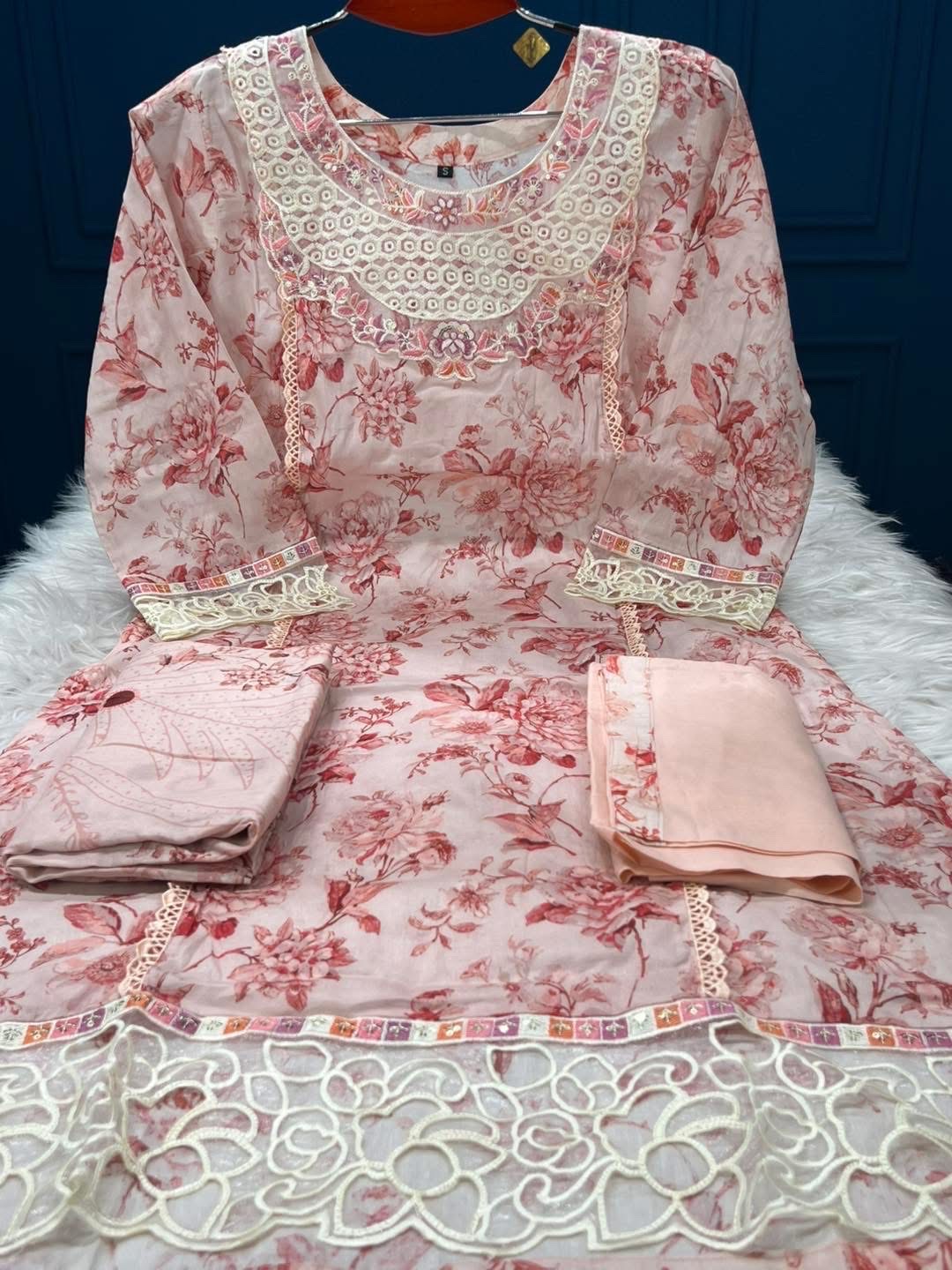 Elegant Printed AC Cotton 3-Piece Suit | Pakistani Inspired Design - Image 4