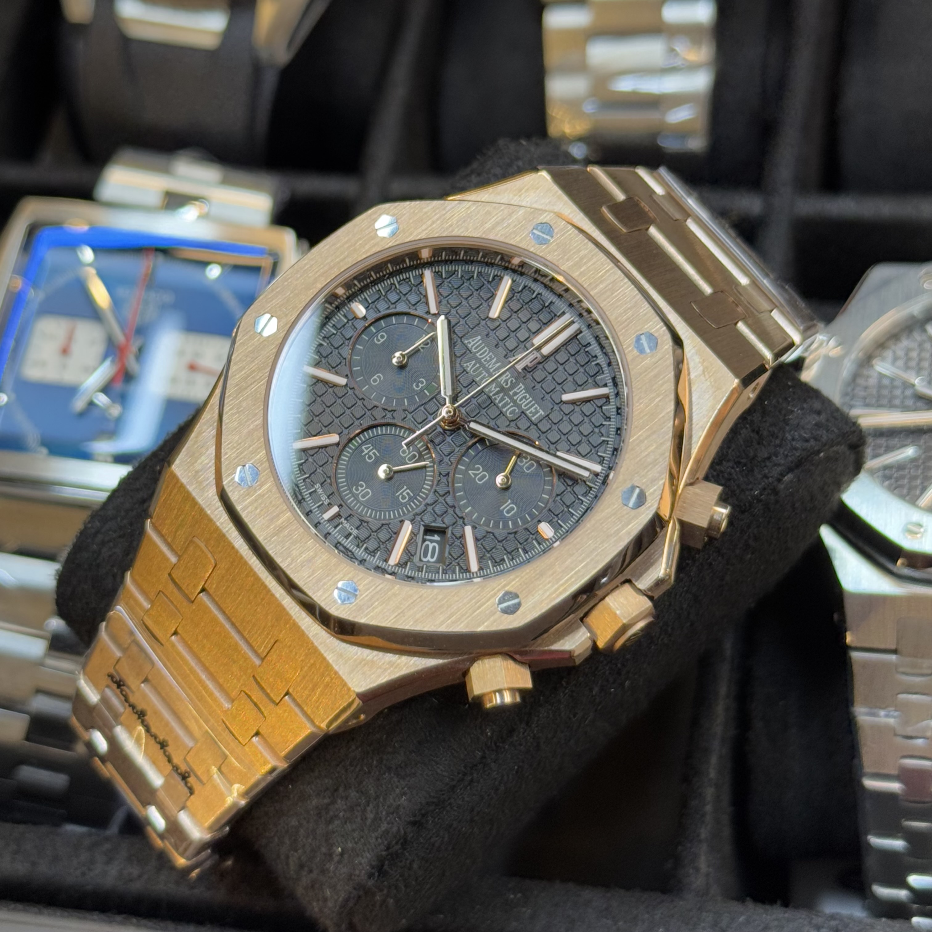 Audemars Piguet Chronograph | AAA Grade | Quartz Movement