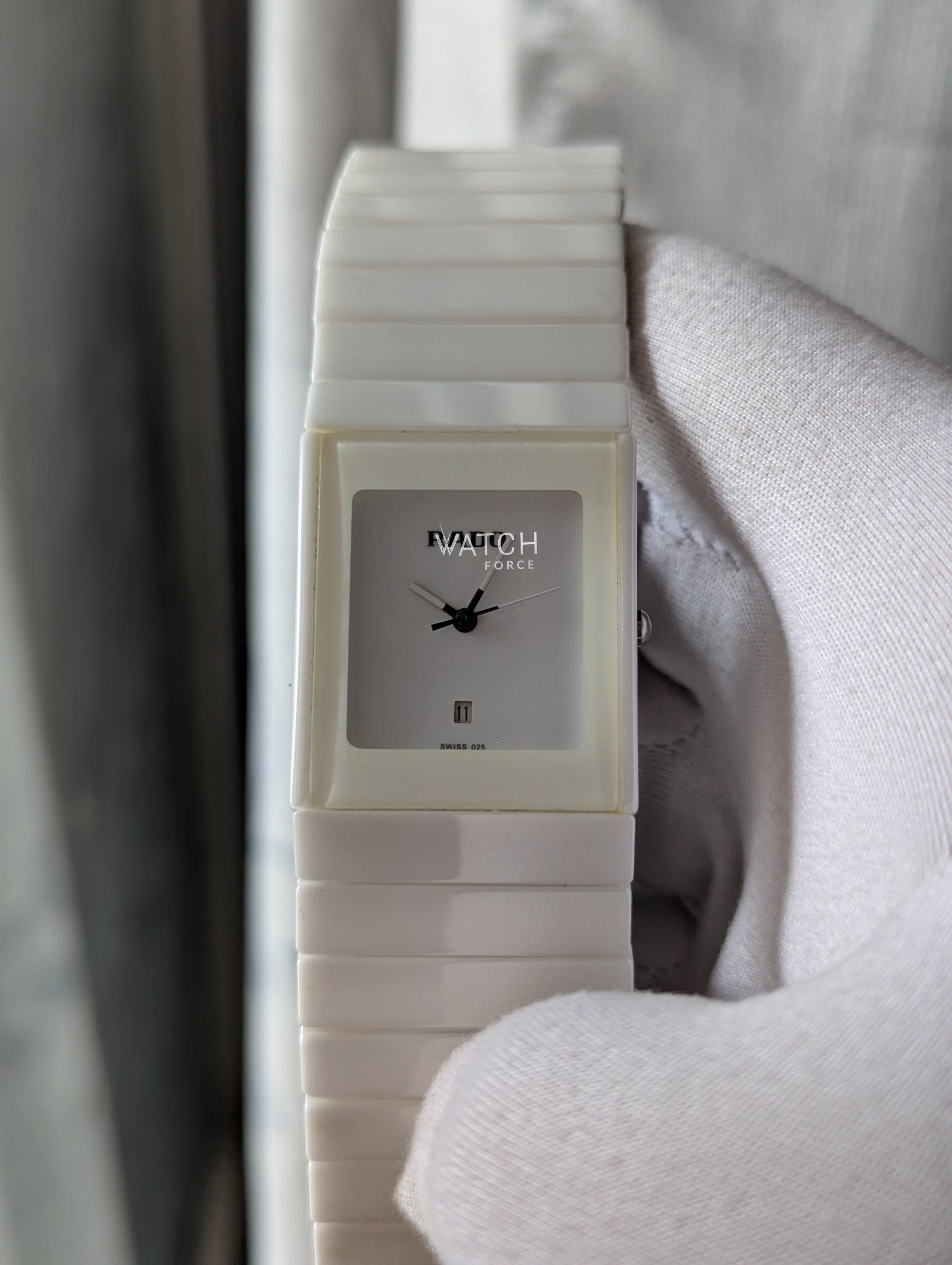 Rado White Ceramic Quartz Watch_img_1