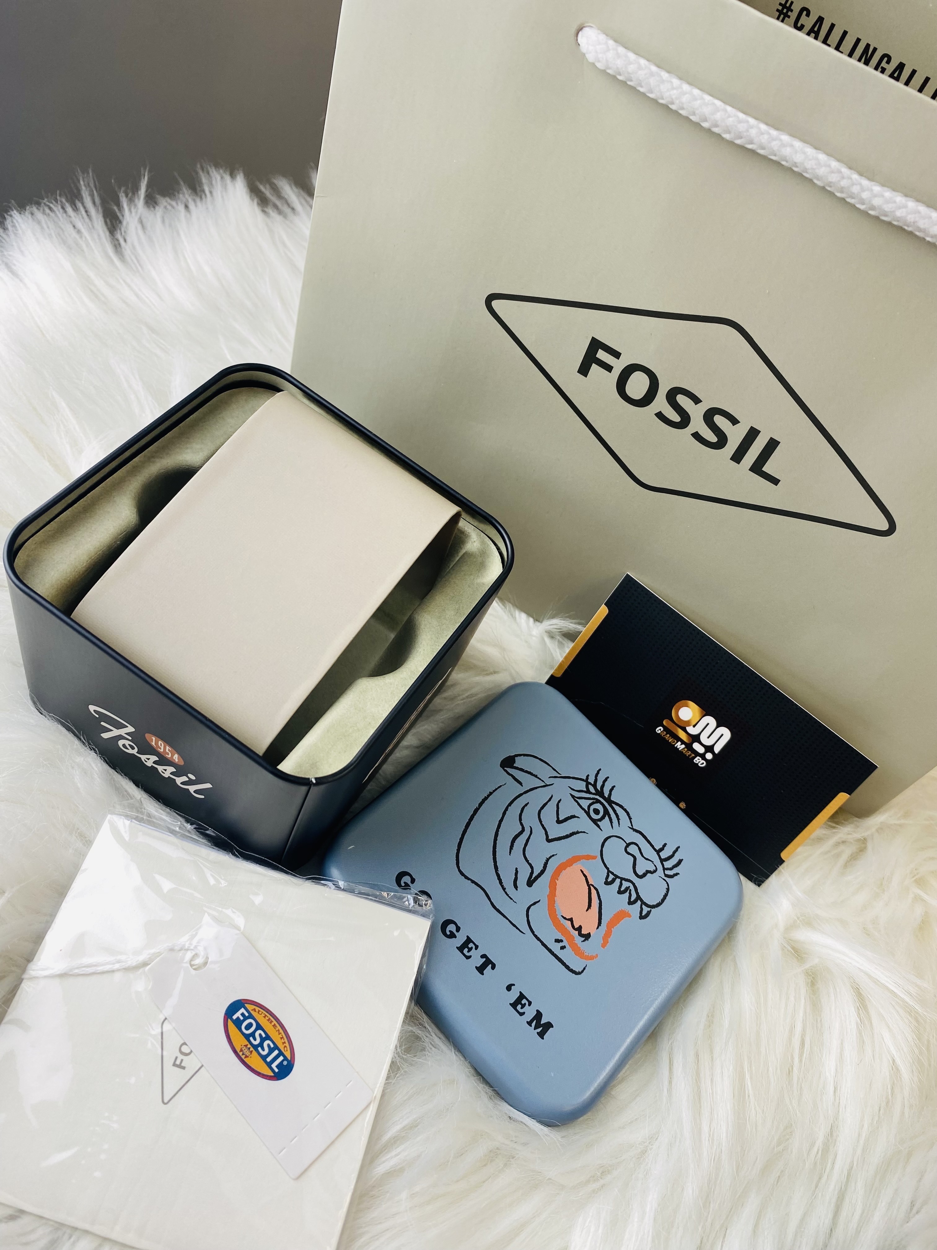 Fossil brand box brand bag
