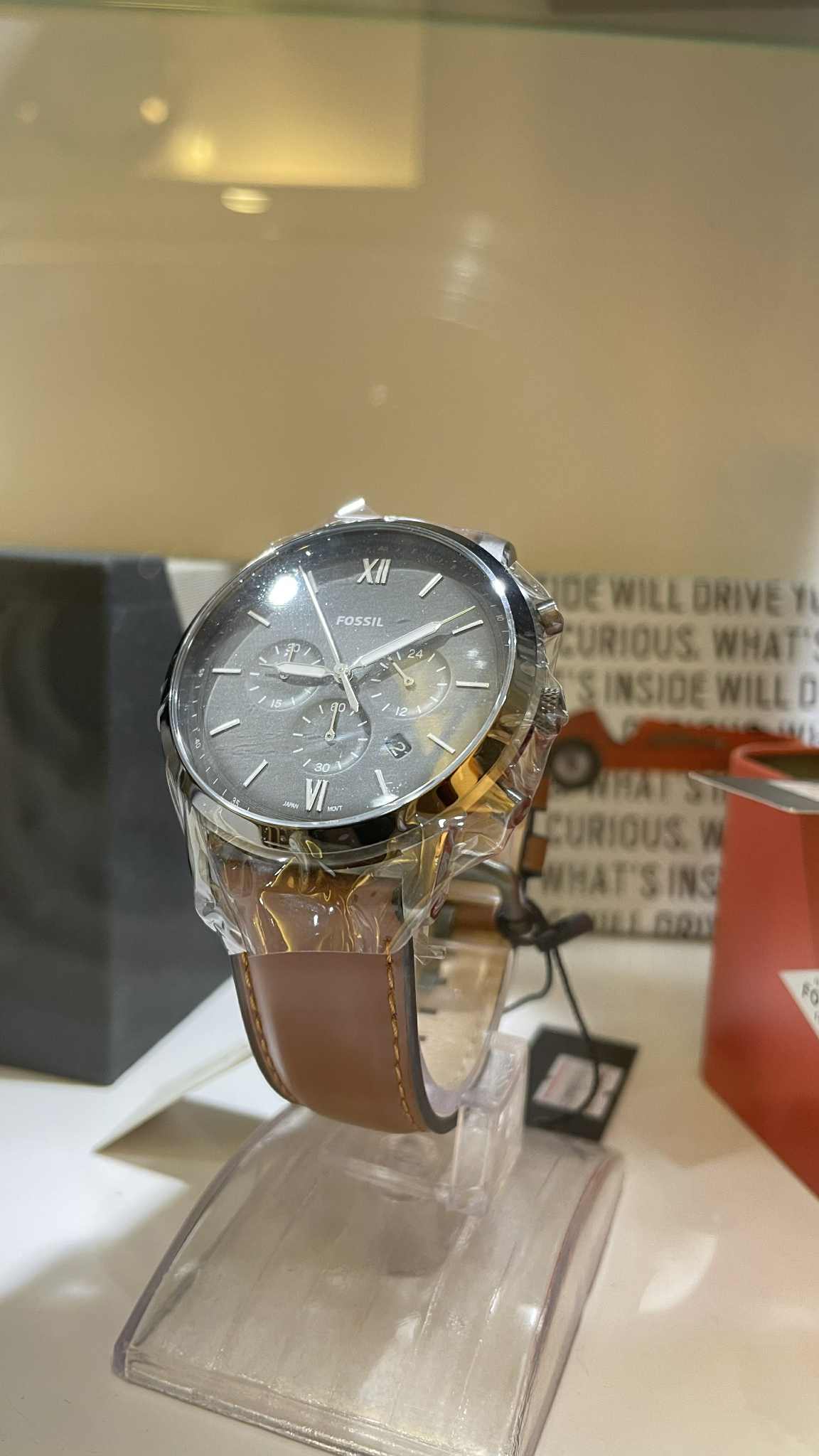 FOSSIL Neutra Chronograph Grey Dial Men's Watch FS5512 (Smoke/Amber Leather)