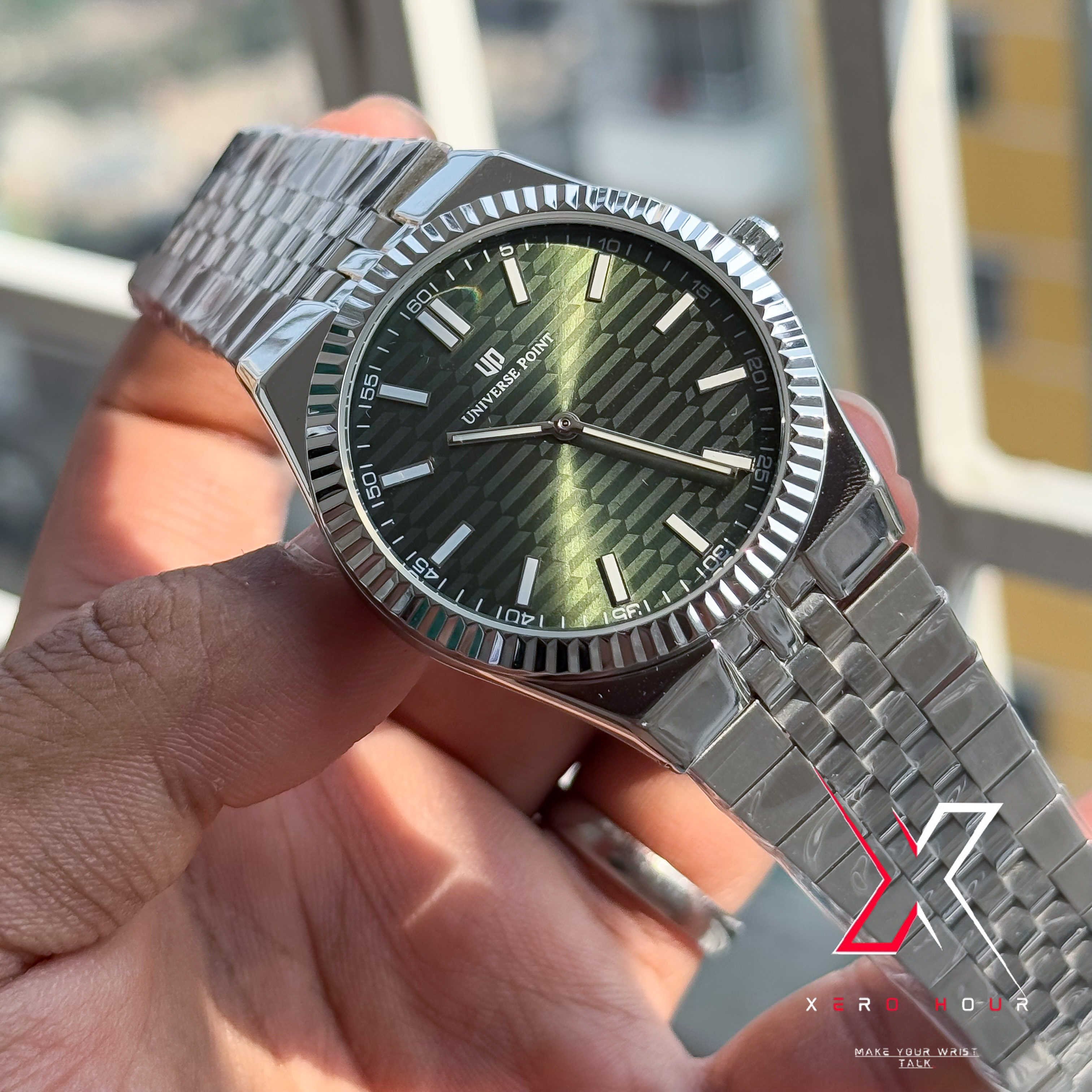 Universe Point | Authentic series | Land Dweller Shape | Green DIal_img_1