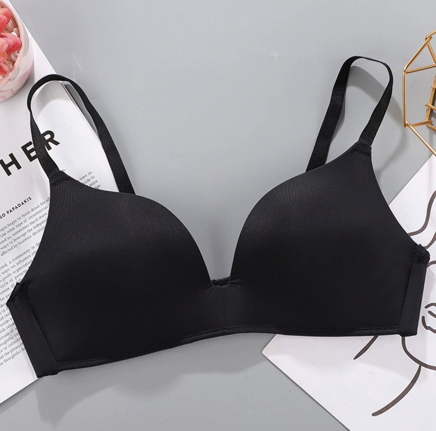 women Seamless t-shirt bra Underwear Sexy Gathered Bras Soft Breathable Bras Solid Color Underwear Girls Women Underwear Accessories