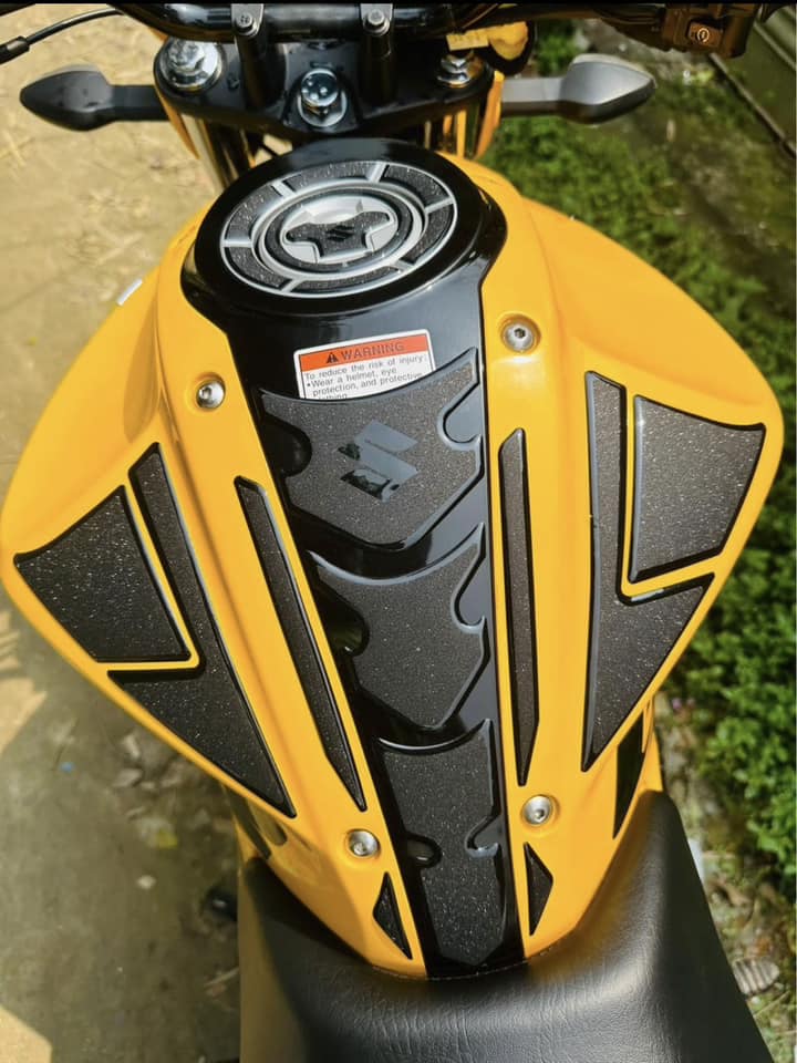 Gixxer Monotone Glossy Yellow( Premium Tank Pad 014)_img_0