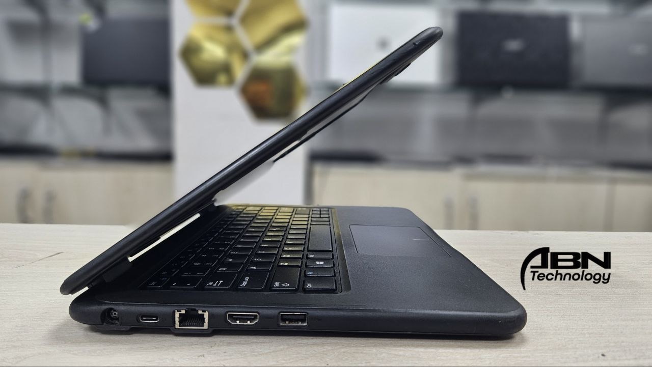 Dell Latitude 3300. Core i3, 7th Gen. 8GB RAM, 128GB SSD. 13.3" Display