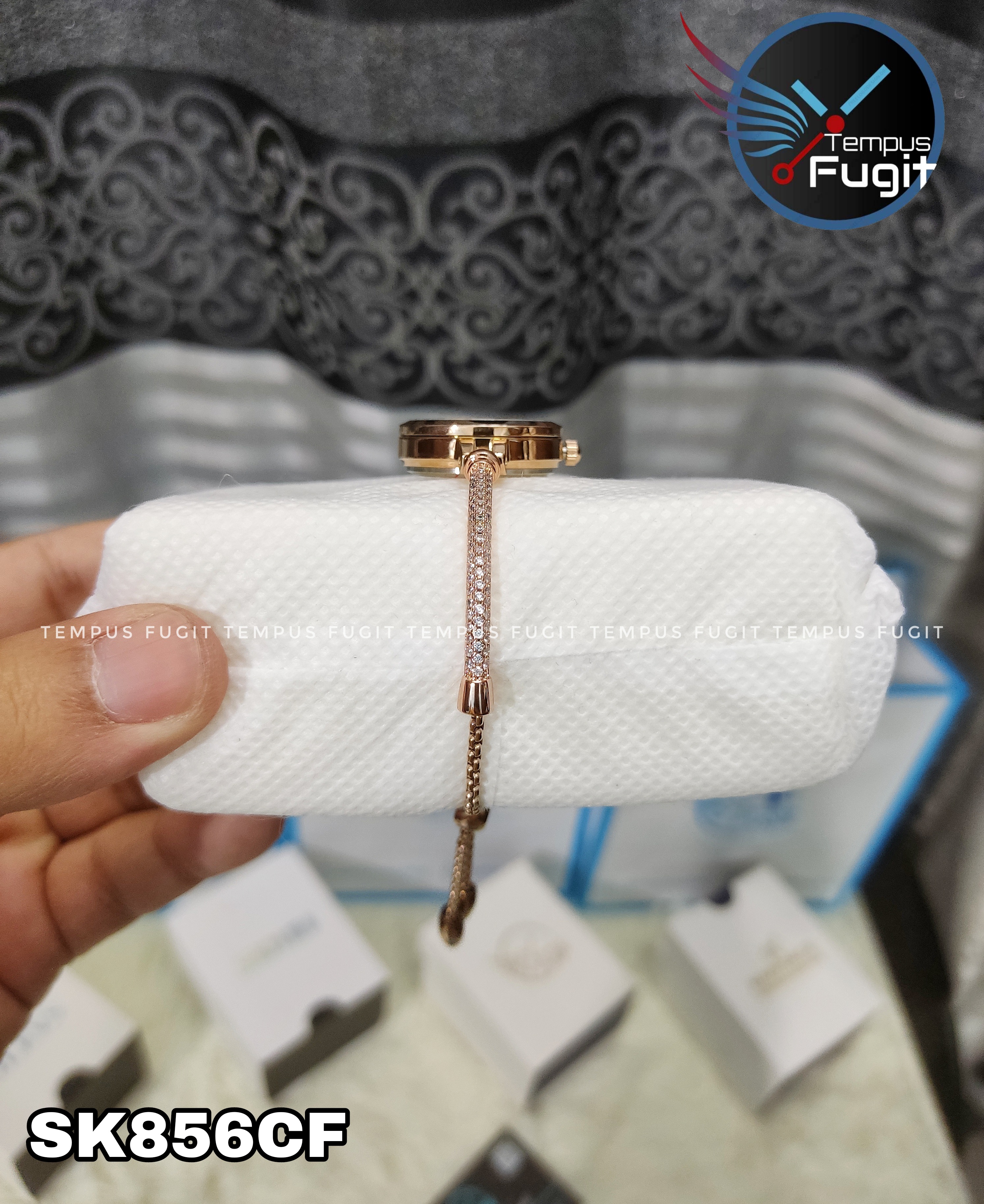 SKMEI 1805 Ladies Diamond Bracelet Watch - Black Dial- Rose Golden Bezel- Stone+Rose Golden Chain- TF Code SK856CF_img_11