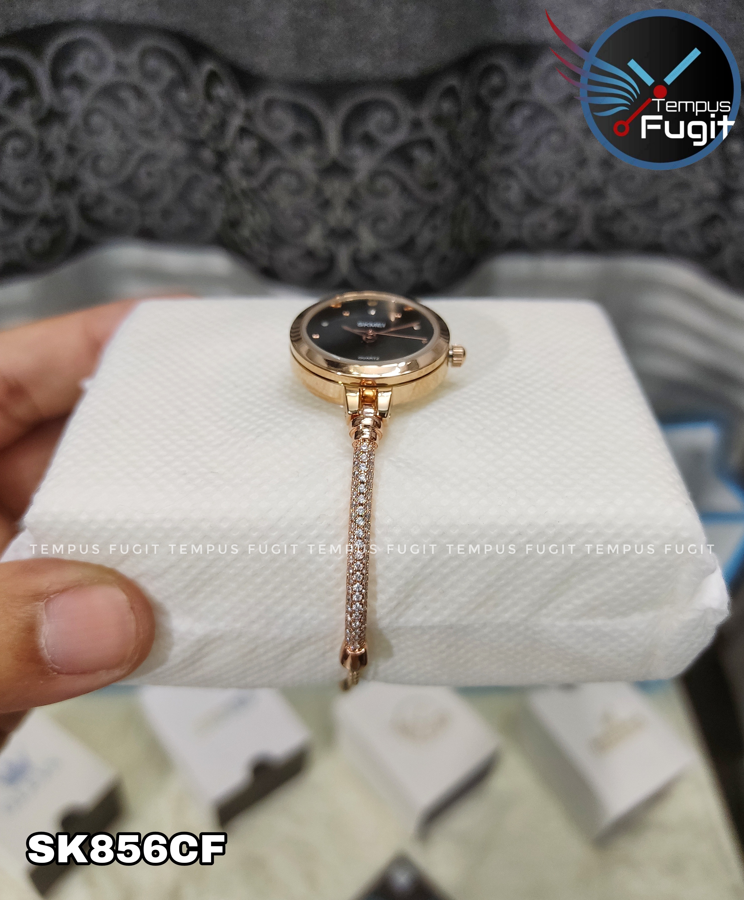 SKMEI 1805 Ladies Diamond Bracelet Watch - Black Dial- Rose Golden Bezel- Stone+Rose Golden Chain- TF Code SK856CF_img_10