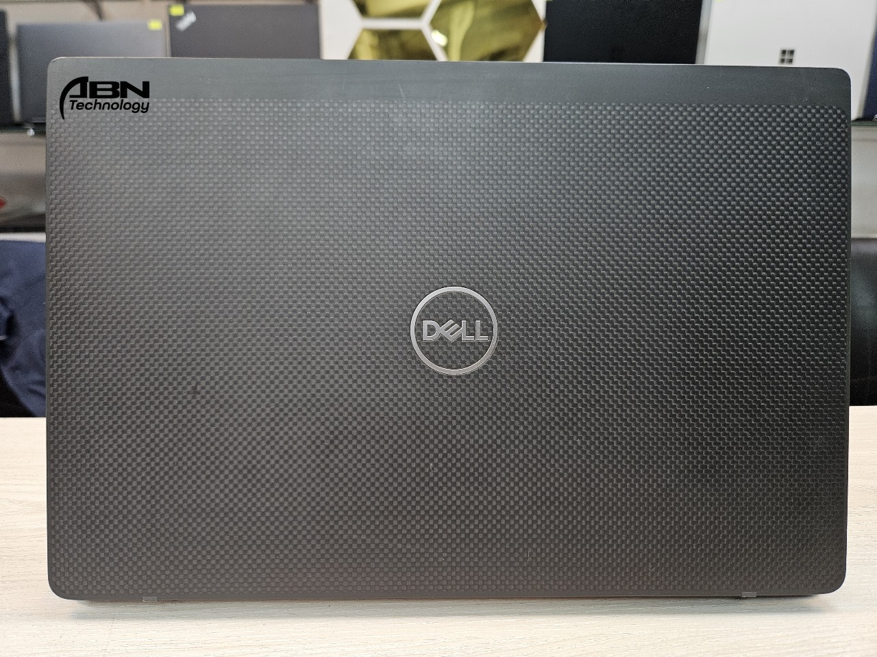 Dell Latitud3 7300. Core i5, 8th Gen. 8GB RAM, 256GB SSD. 13.3" Display._img_3