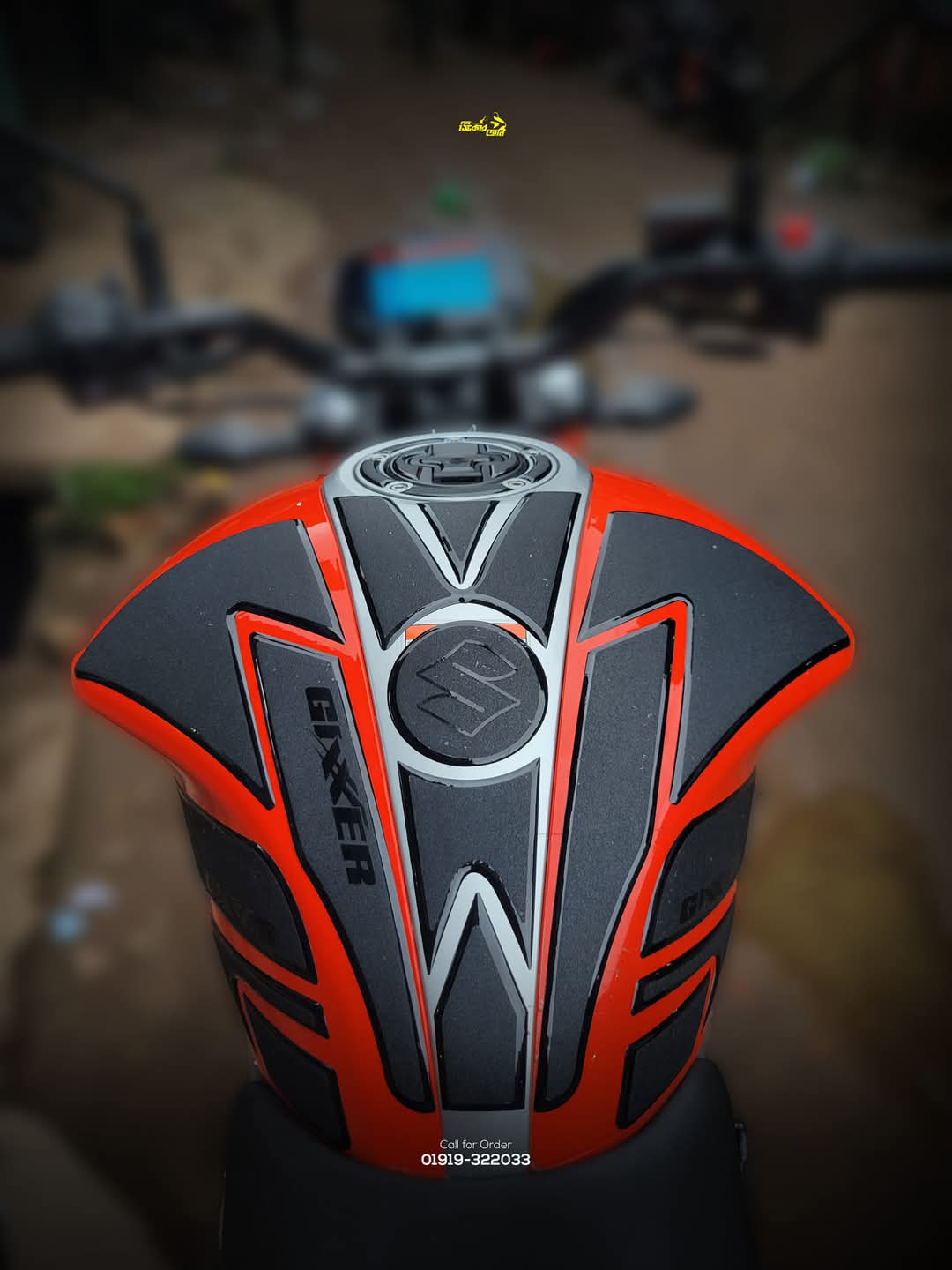 Gixxer Sliver Orange ( Premium Tank Pad 028)_img_0