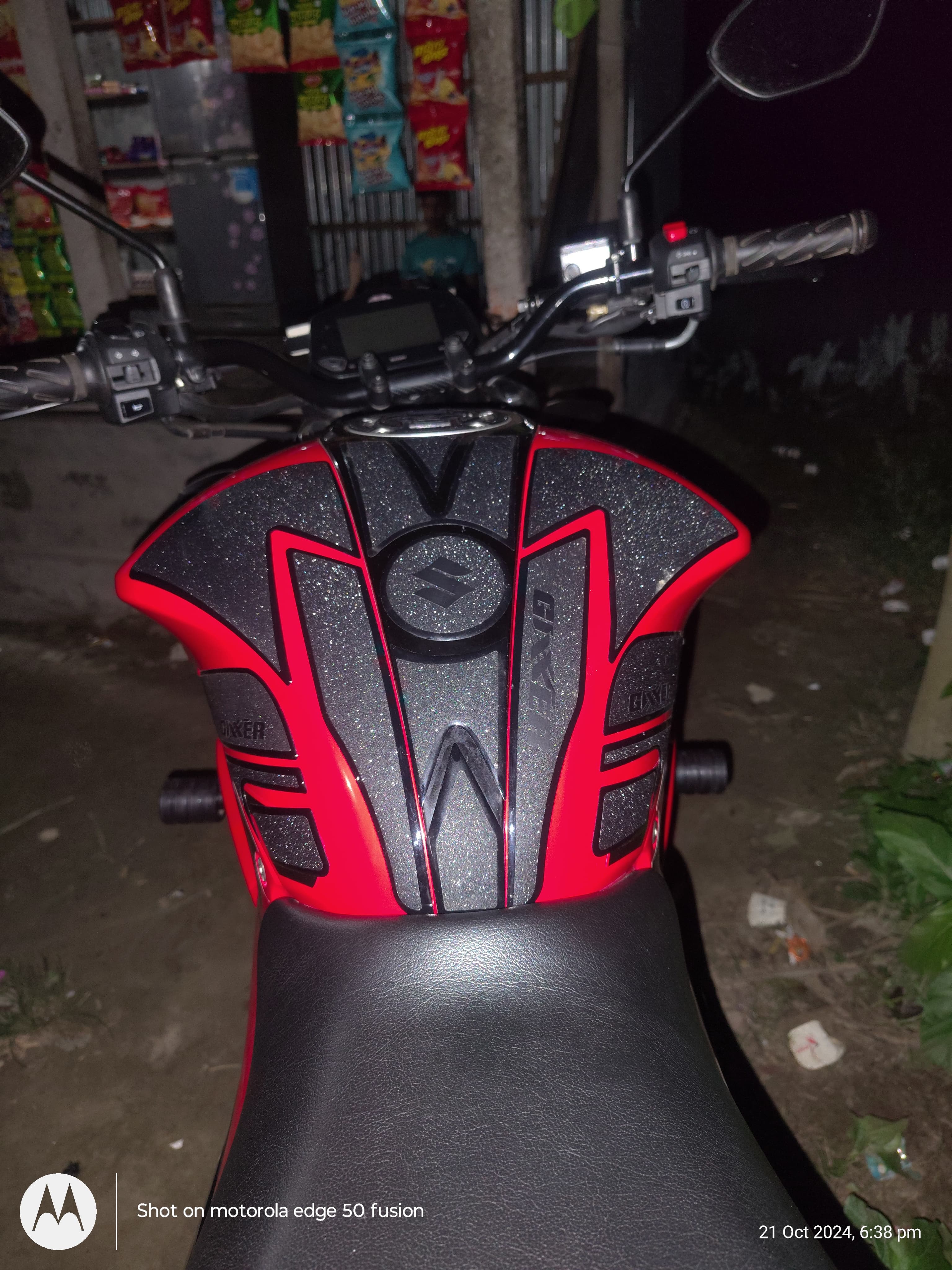 Gixxer Fi Glossy Red ( Premium Tank Pad 027)_img_0