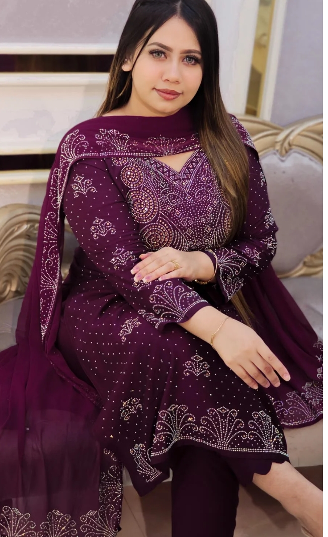 Premium Mandala Stone Party Wear (এই ড্রেসটার স্টক খুবই সীমিত) আগে অর্ডার করলে আগে পাবেন।