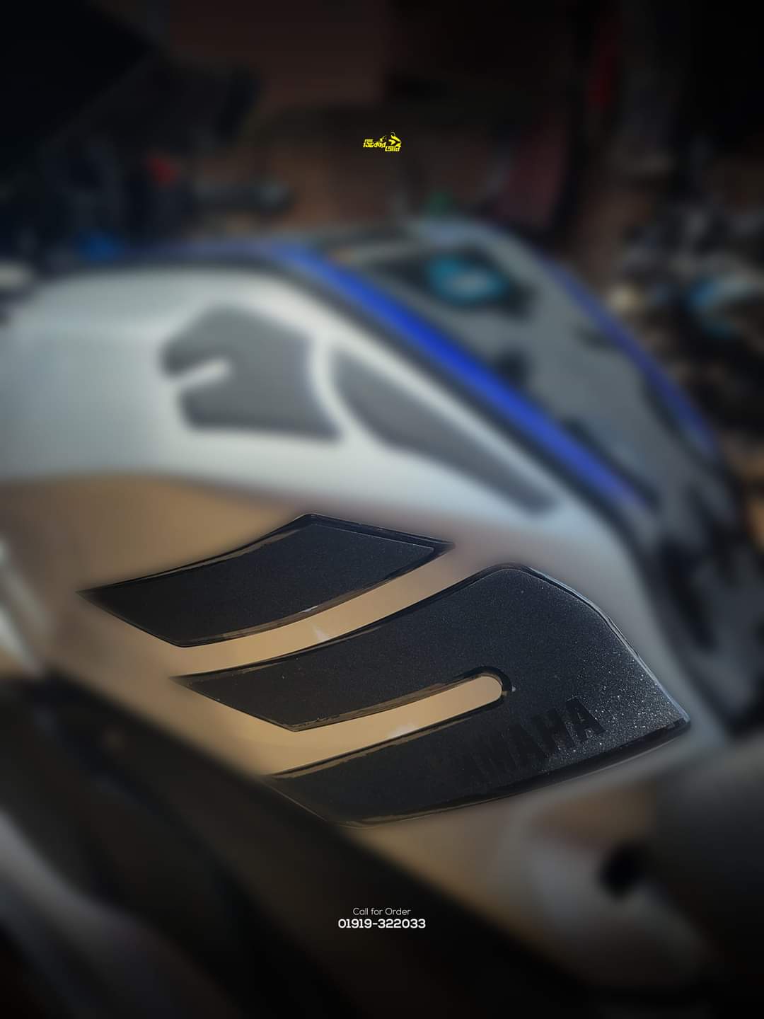 Yamaha R15 M Sliver( Premium Tank Pad 023)_img_2