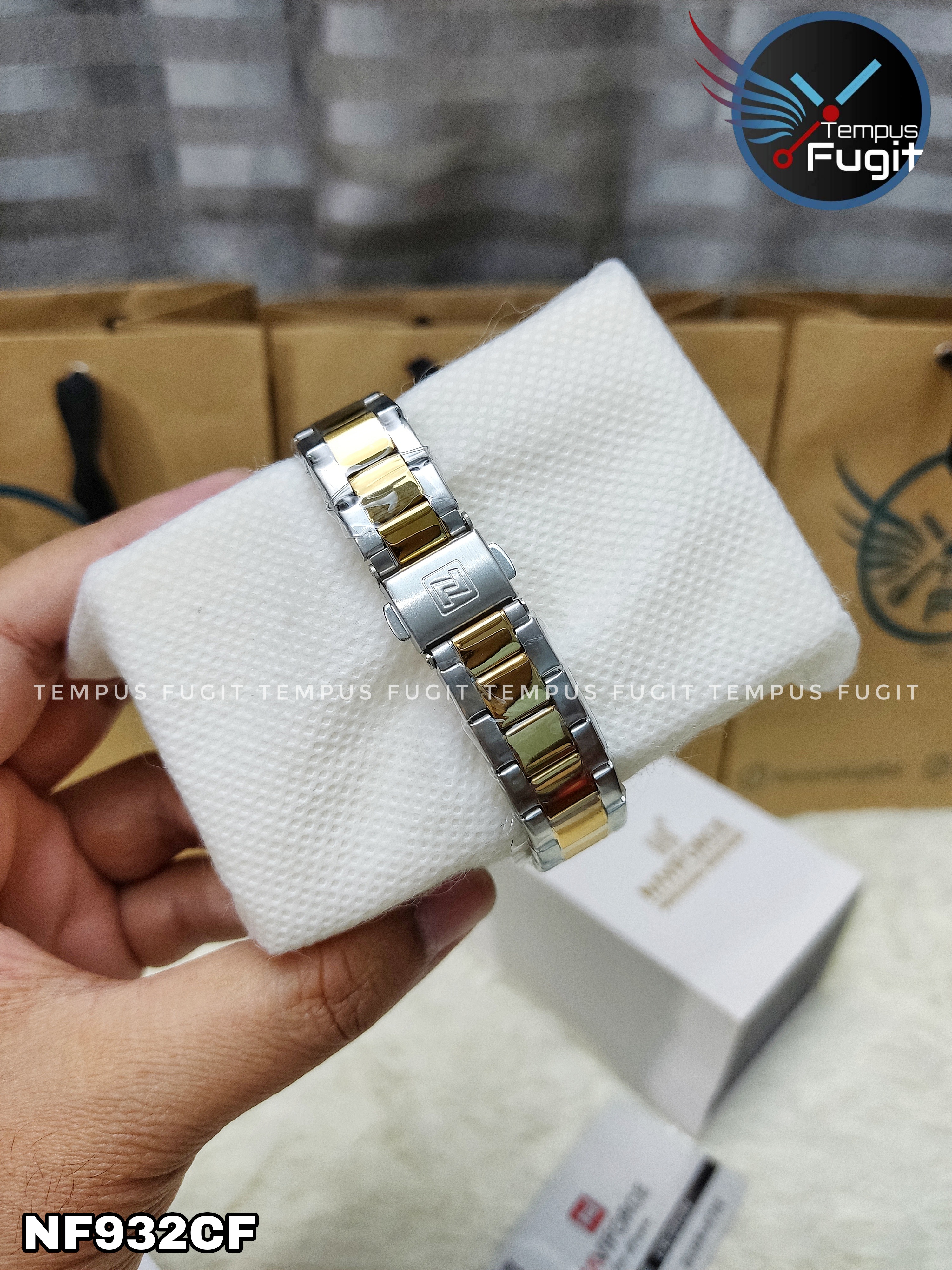 Naviforce 9239 Ladies Chain Watch- Silver Dial- Golden Bezel- Silver+ Golden Chain- TF Code NF932CF_img_12