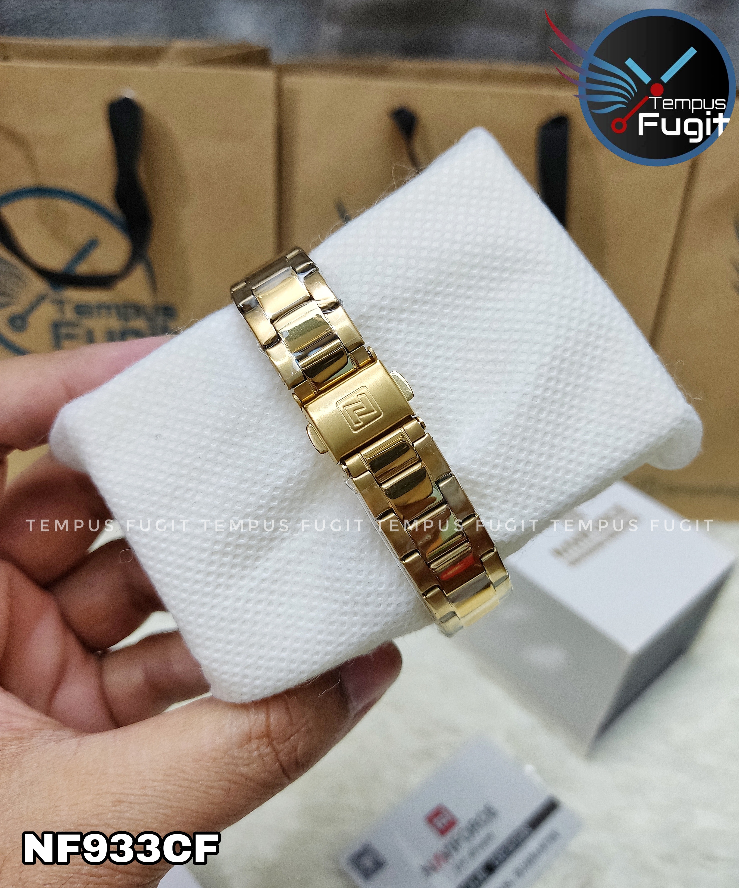 Naviforce 9239 Ladies Chain Watch- Golden Dial- Golden Bezel- Golden Chain- TF Code NF933CF_img_10