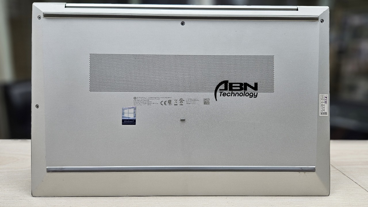 HP EliteBook 850 G7. Core i7, 10th Gen. 16GB RAM, 512GB SSD. 15.5" Display._img_3