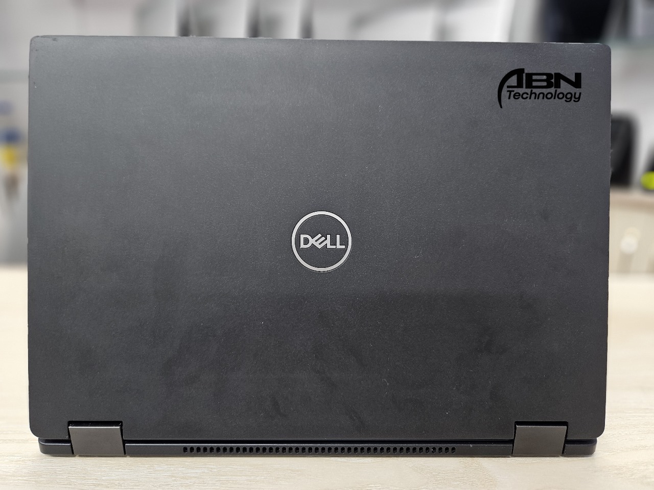 Dell Latitude 7390 2in1. Core i5,8th Gen. 16GB RAM, 256GB SSD. 13.3" X360 Touch Display._img_1