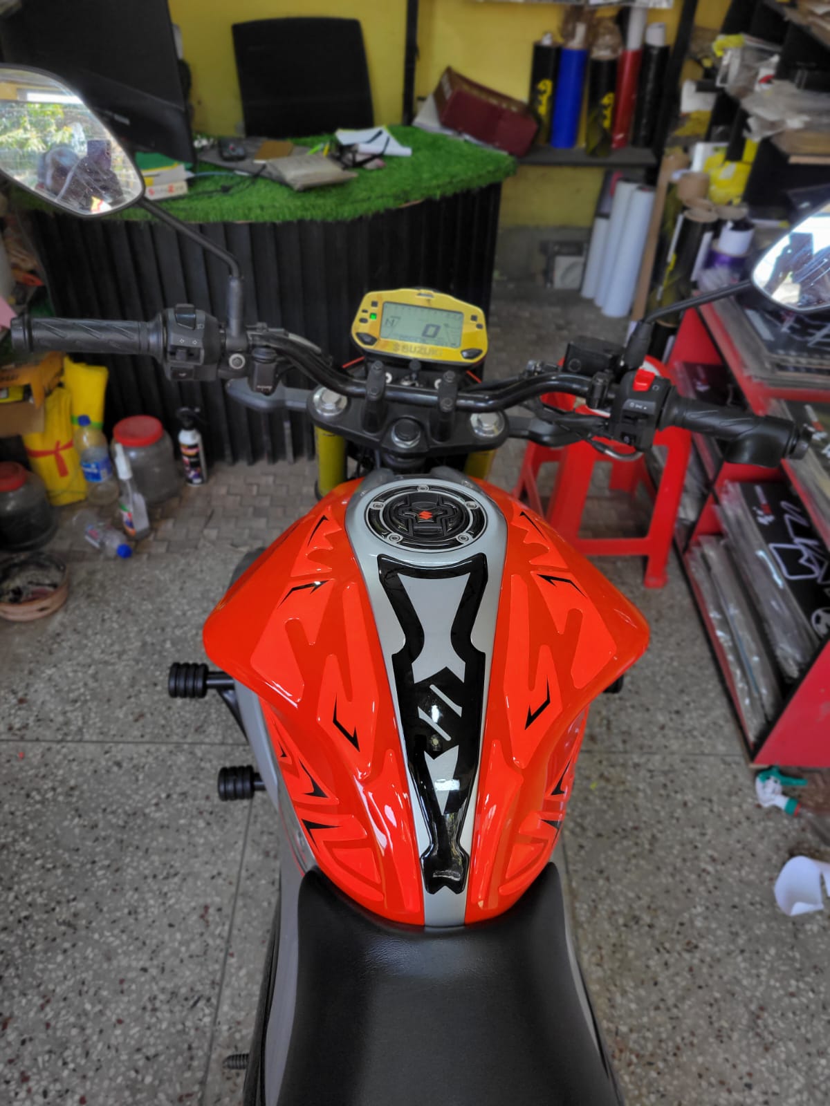 Gixxer Fi or SF Glossy Sliver Orange ( Premium Tank Pad 031)_img_0