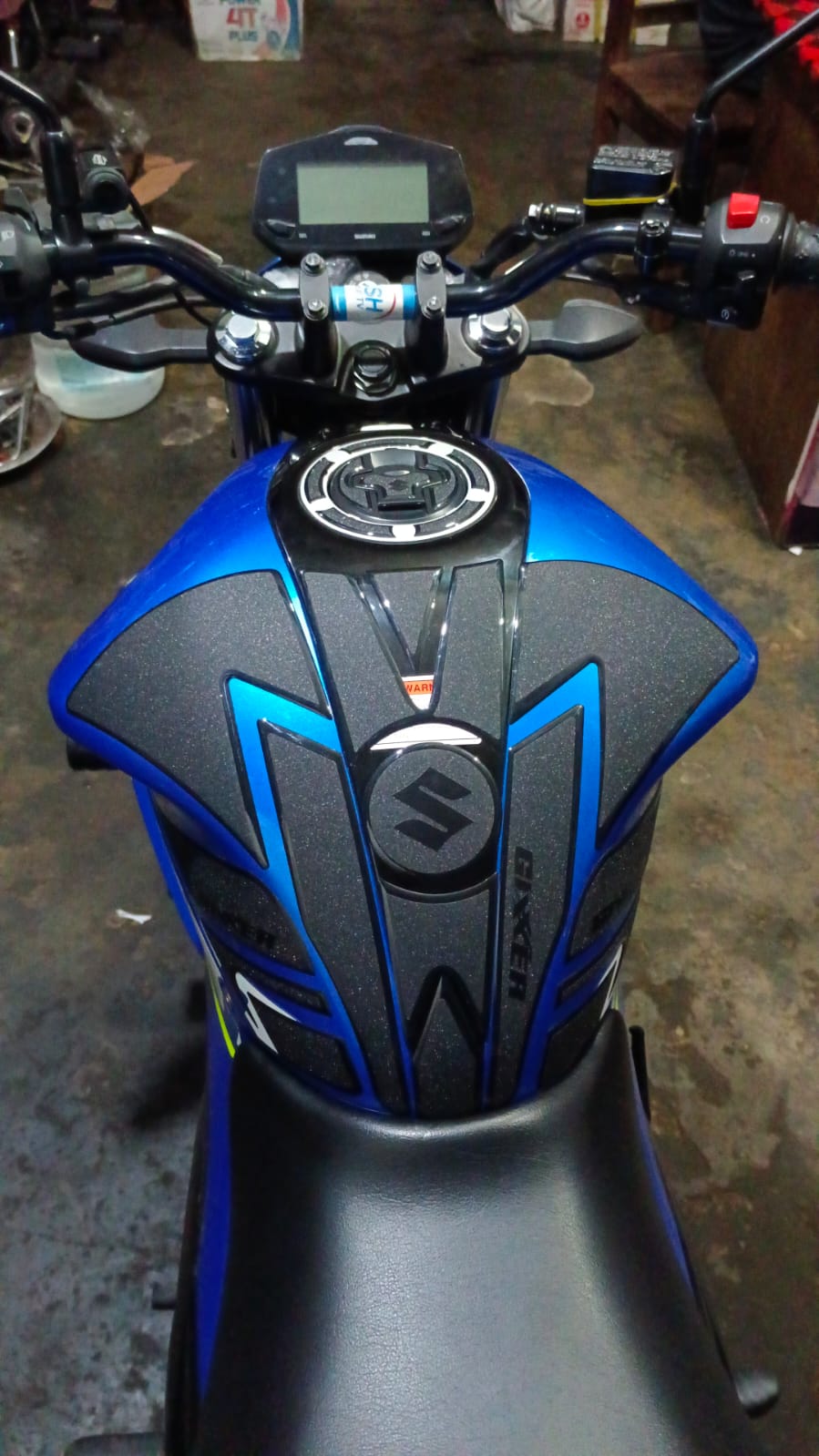 Gixxer Fi Glossy Blue ( Premium Tank Pad 034)_img_0