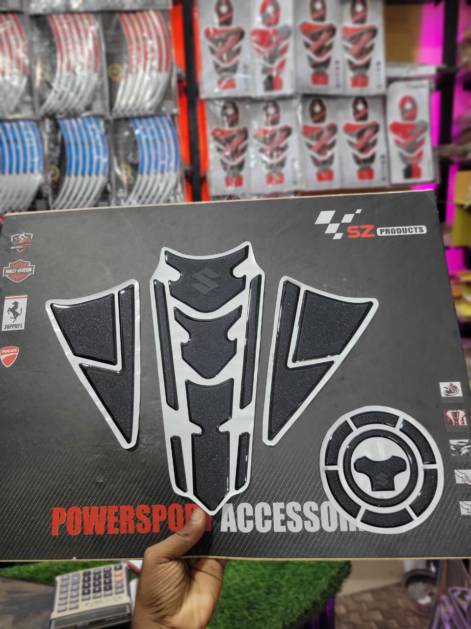 Gixxer Monotone Glossy Black( Premium Tank Pad 013)_img_2