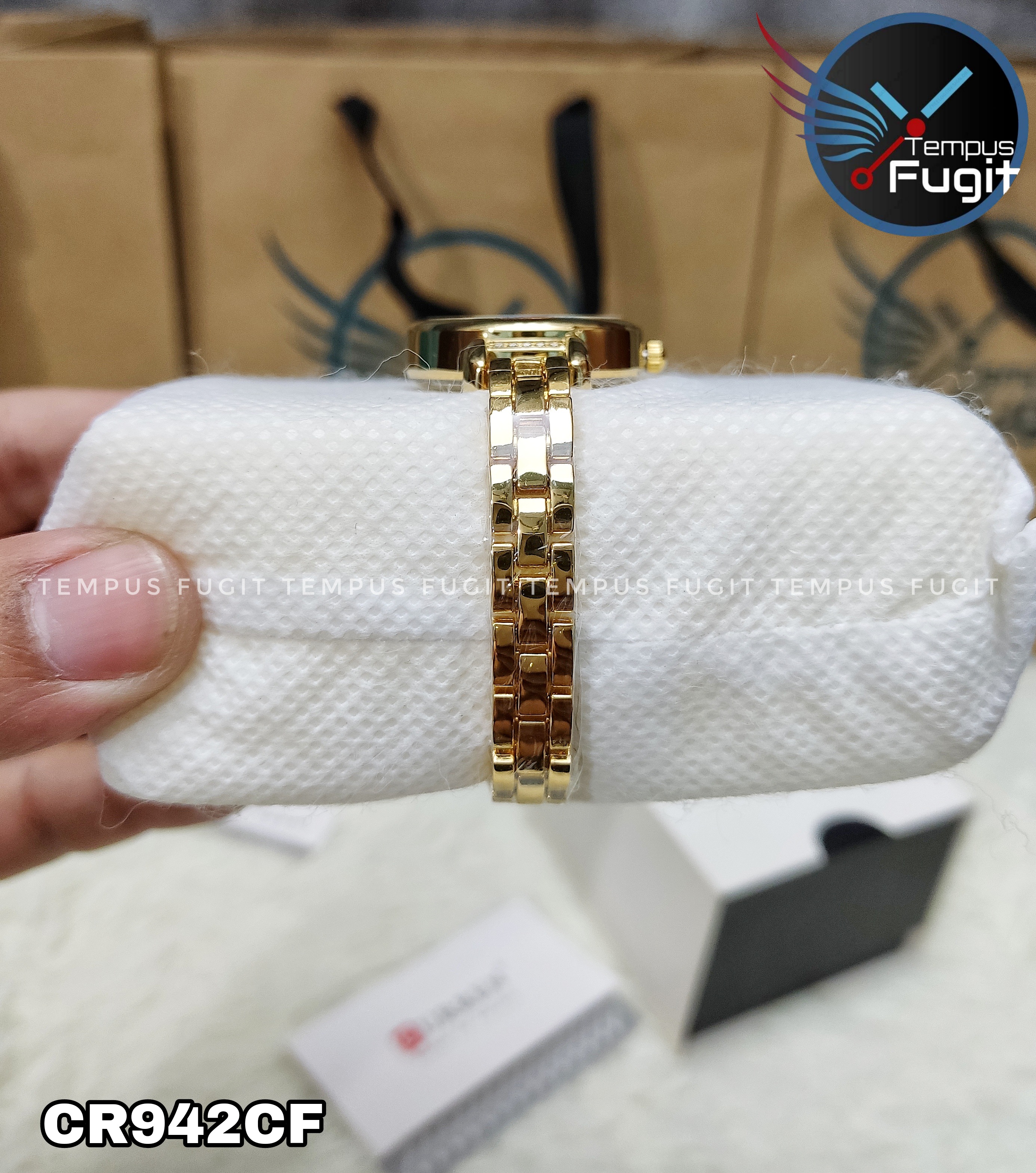 Curren 9098 Ladies Chain Watch- Golden Dial- Golden Bezel- Golden Chain- TF Code CR942CF_img_10