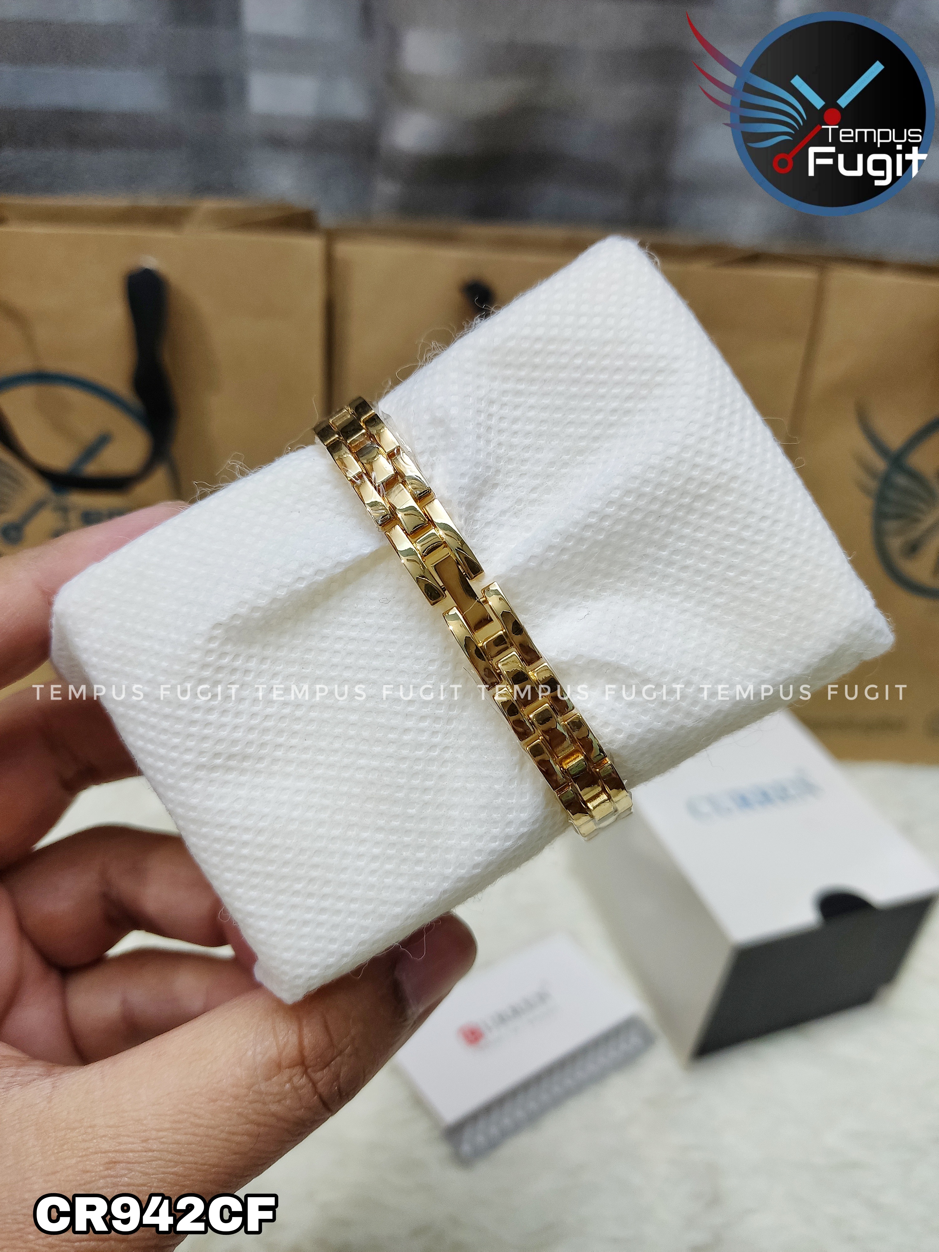 Curren 9098 Ladies Chain Watch- Golden Dial- Golden Bezel- Golden Chain- TF Code CR942CF_img_11