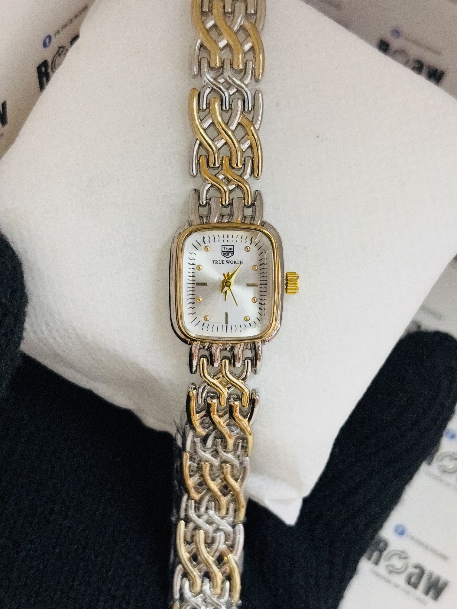 EPG coler Ladis watch_img_11