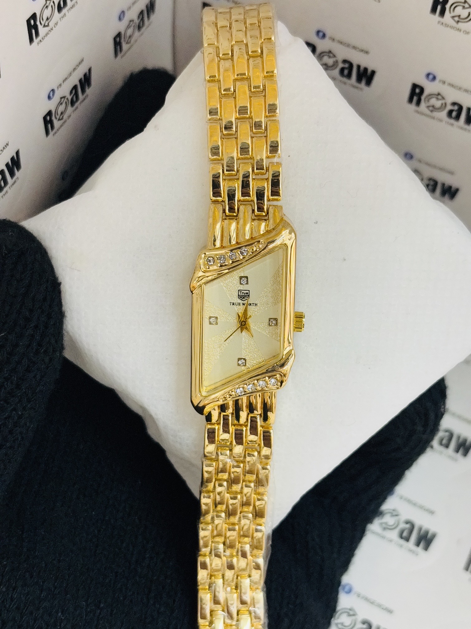 EPG coler Ladis watch_img_13