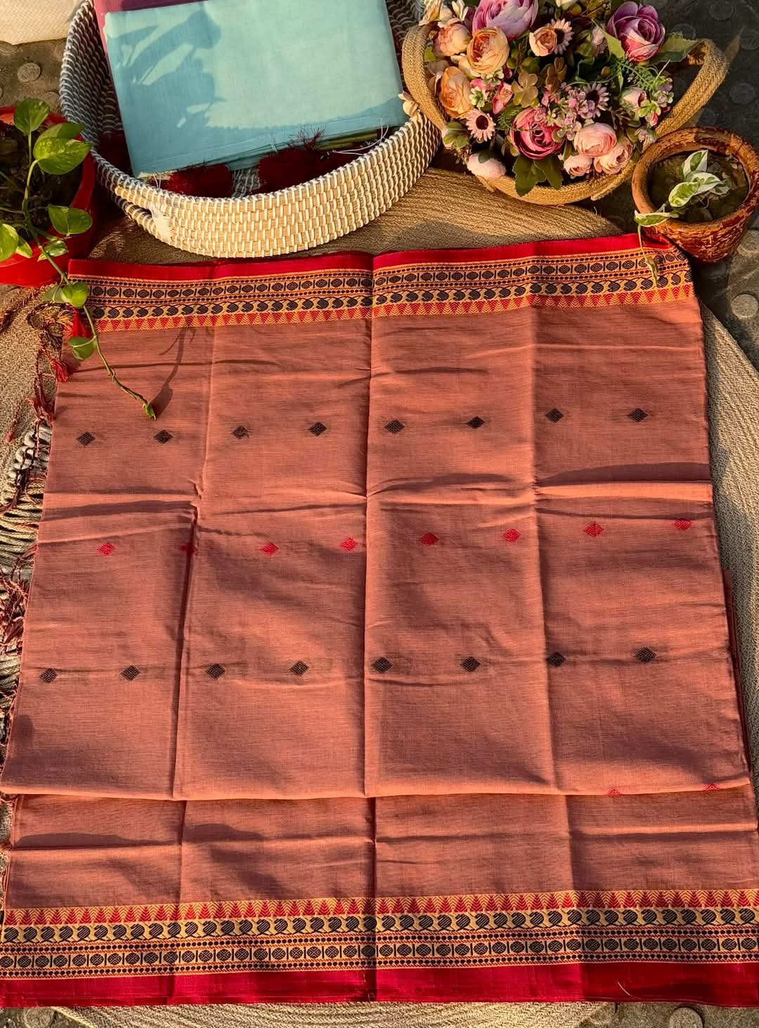 Handloom onion red par saree_img_4
