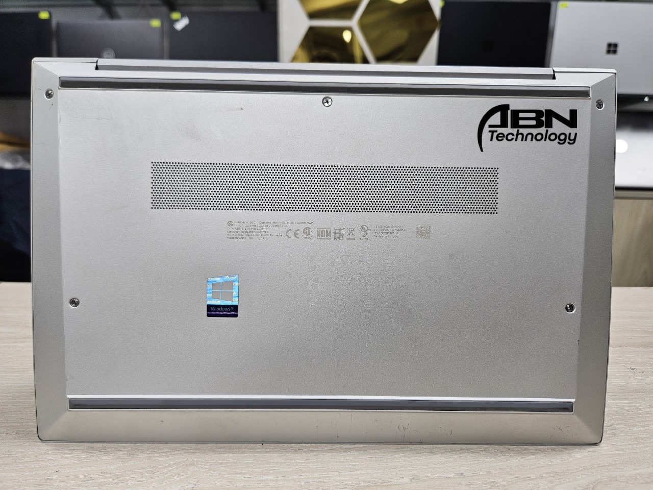 HP EliteBook 845 G8. Ryzen 5 Pro 5650u. 8GB RAM 256GB SSD. 14.1' Display._img_2