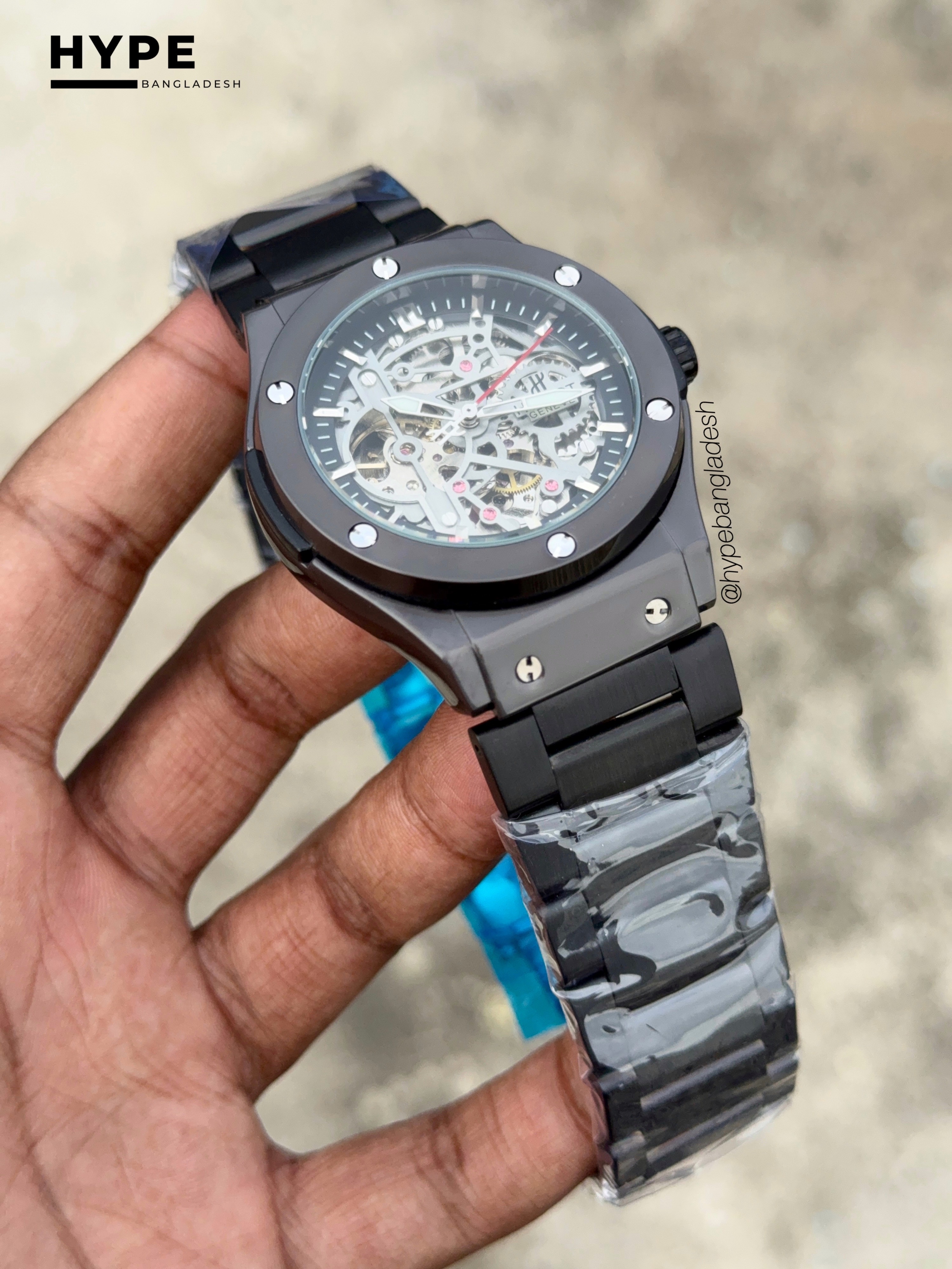 Hublot Skeleton Dial Automatic Watch (Chain)_img_3