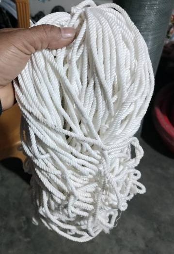 প্লাস্টিকের  রশি / প্রতি কেজি - Image 1