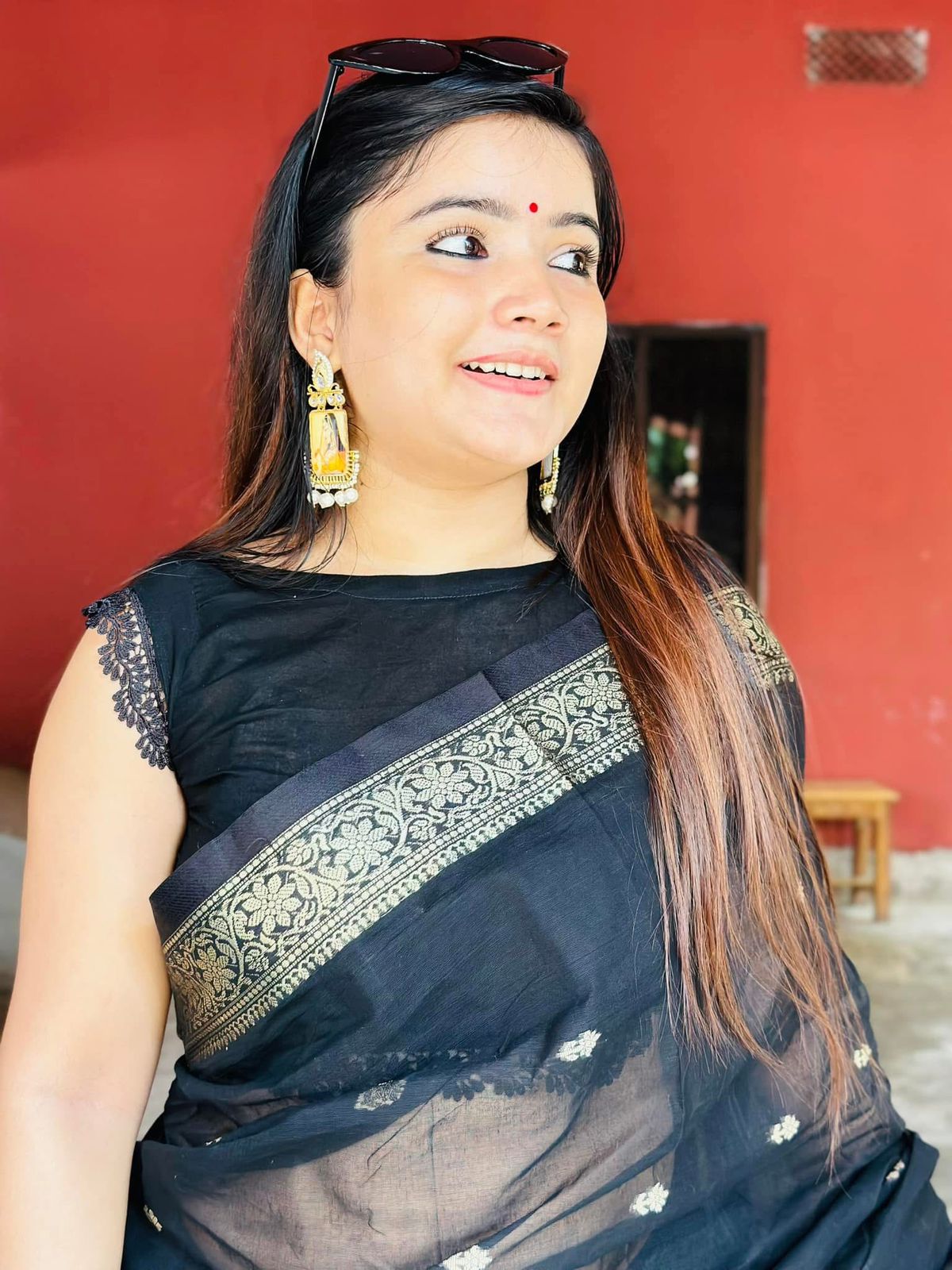 Handloom black golden par saree_img_3