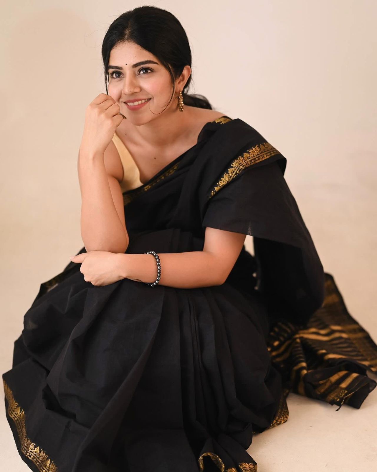 Handloom black anarkoli par