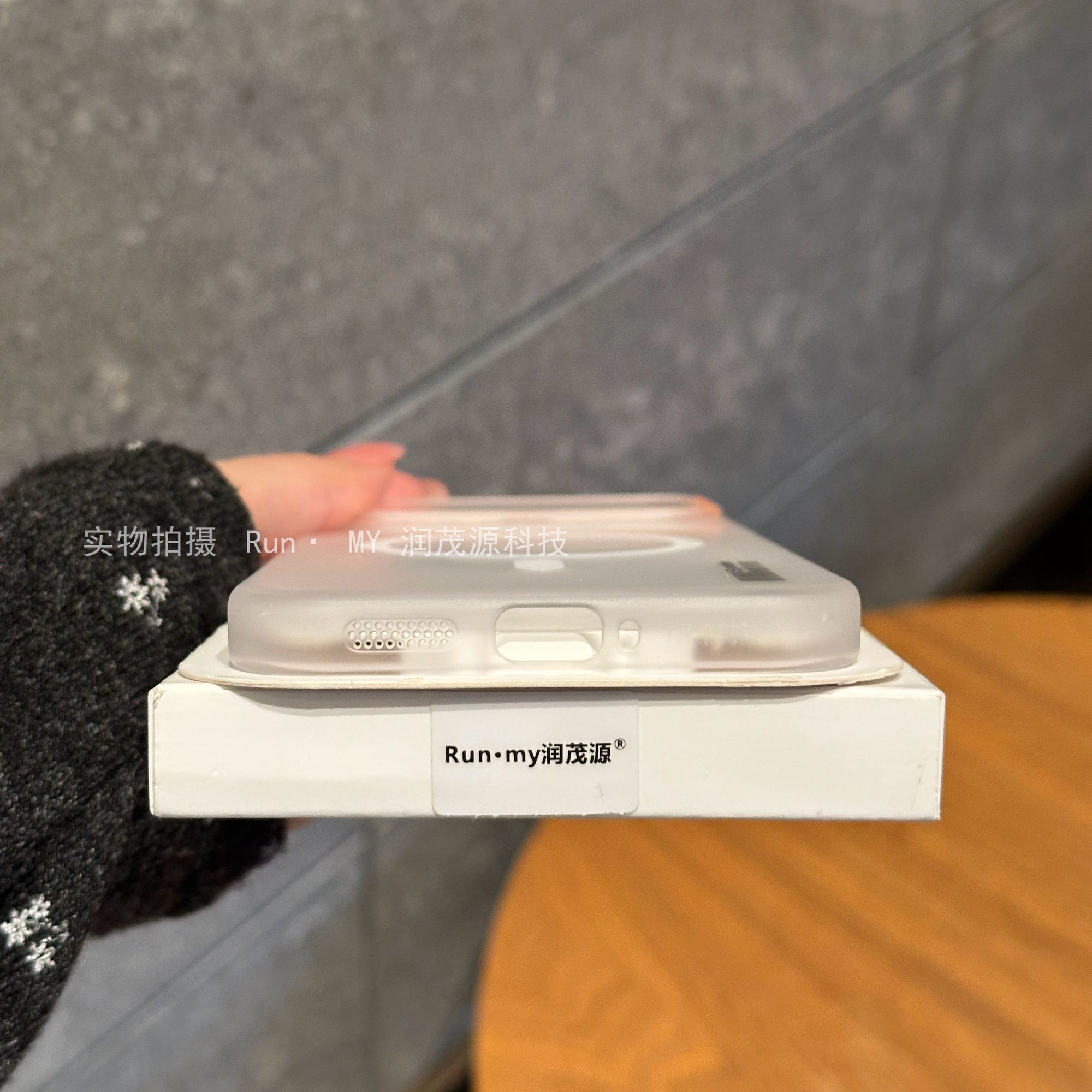 Redmi K90 Premium Magnetic Magsafe Hard Cover_img_2