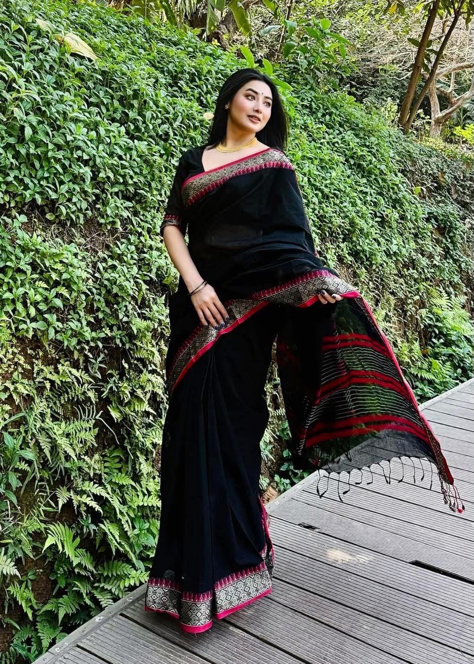 Handloom black pink par_img_1
