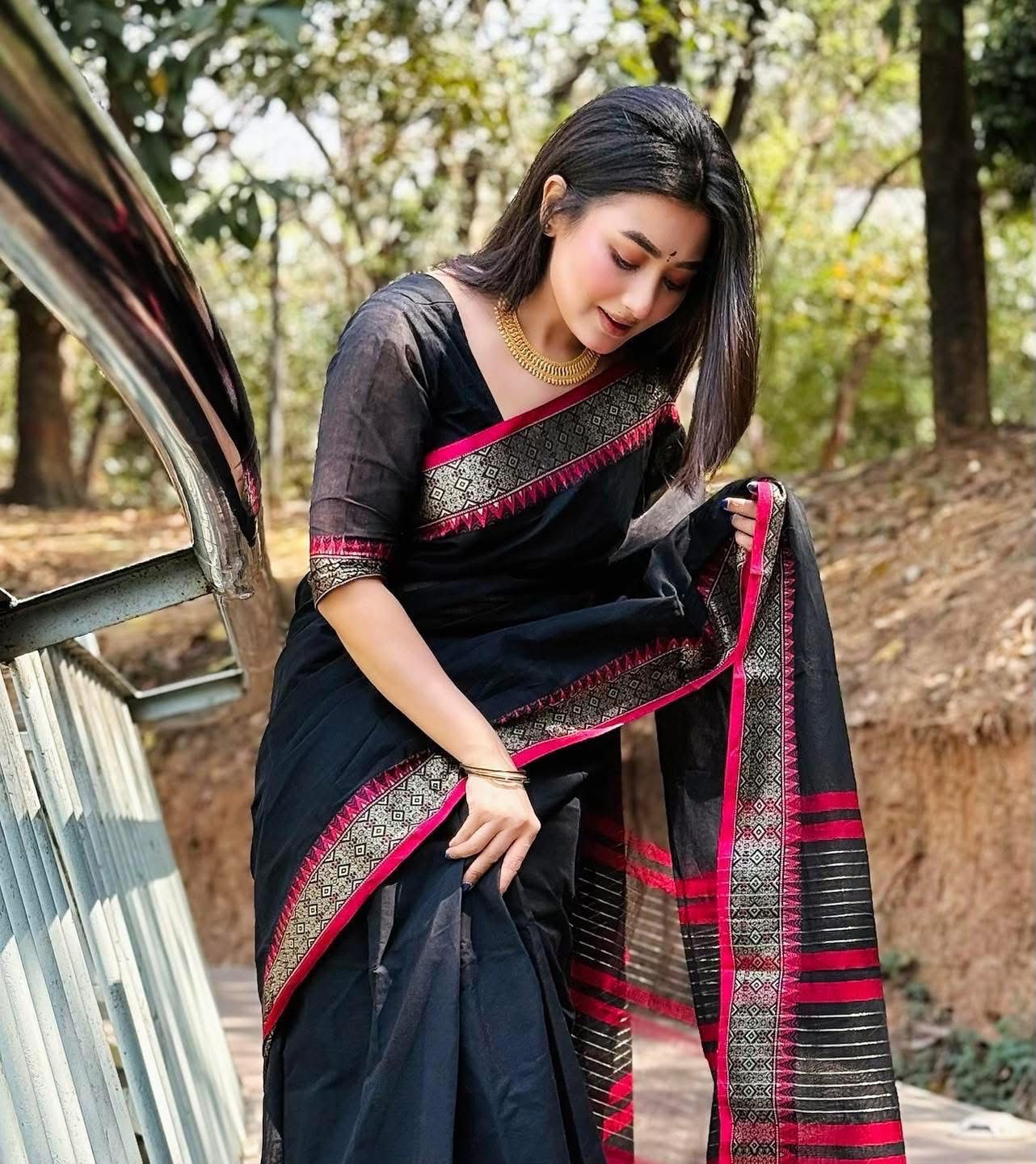 Handloom black pink par_img_4