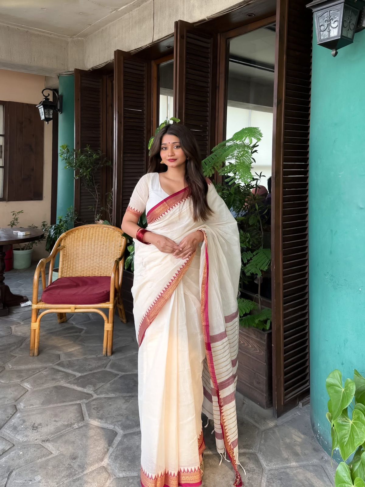 Handloom white red par Anarakali