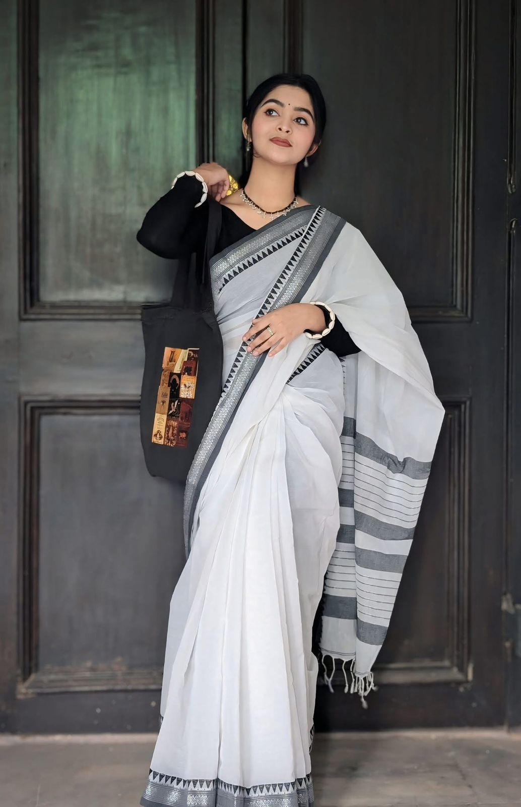 Handloom white black par Anarakali_img_1