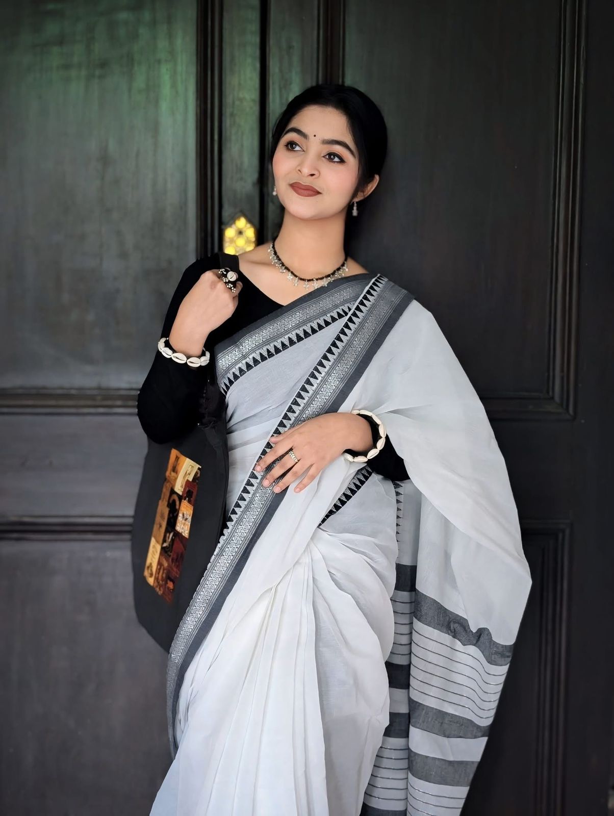 Handloom white black par Anarakali_img_4