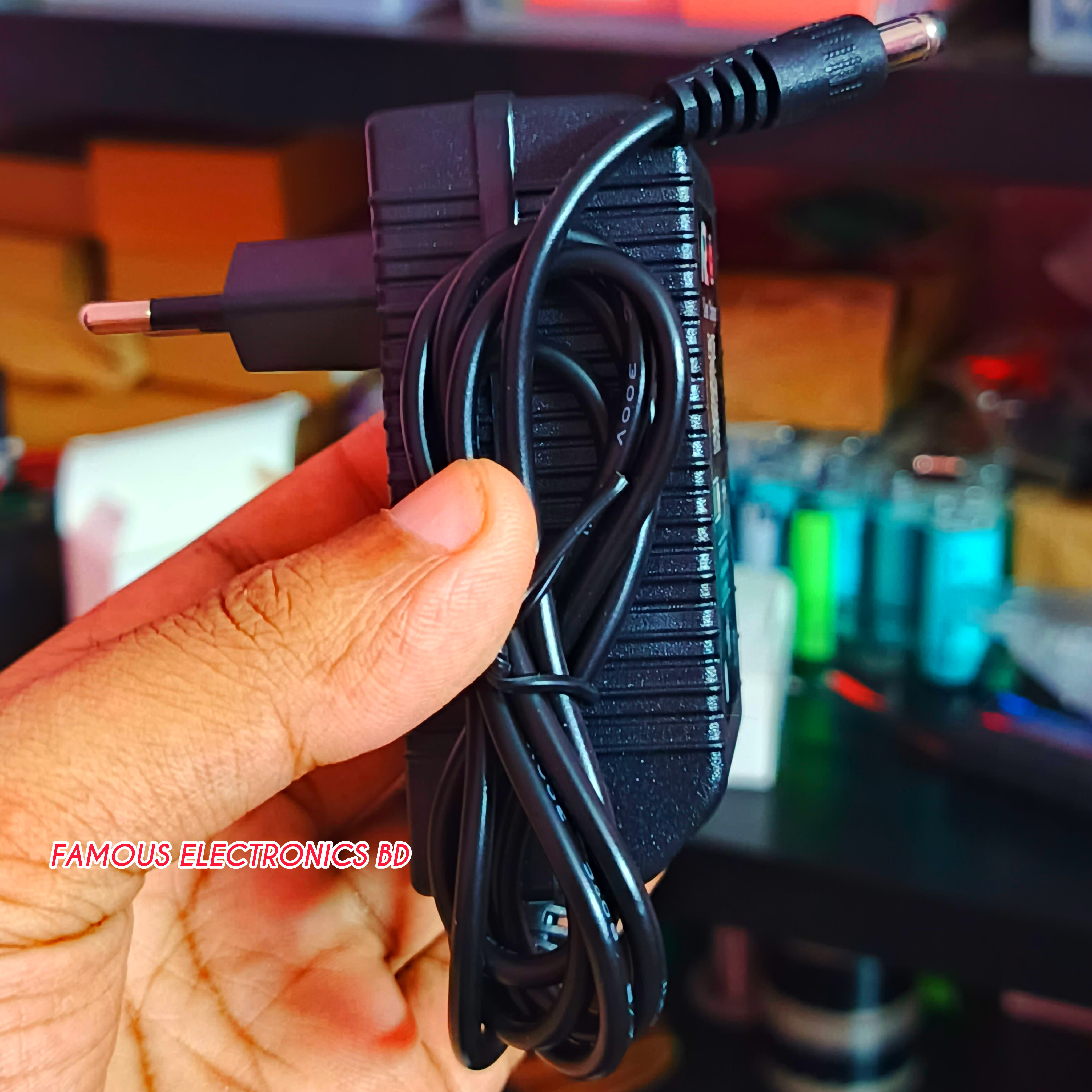 9V 2A Li-ion AutoCut Smart Charger High Quality_img_4