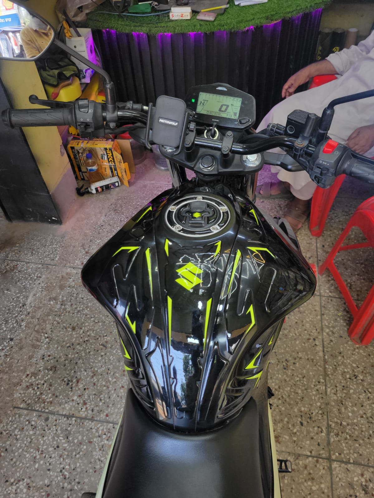 Gixxer Fi or SF Glossy Black Neon NW( Premium Tank Pad 035)_img_0