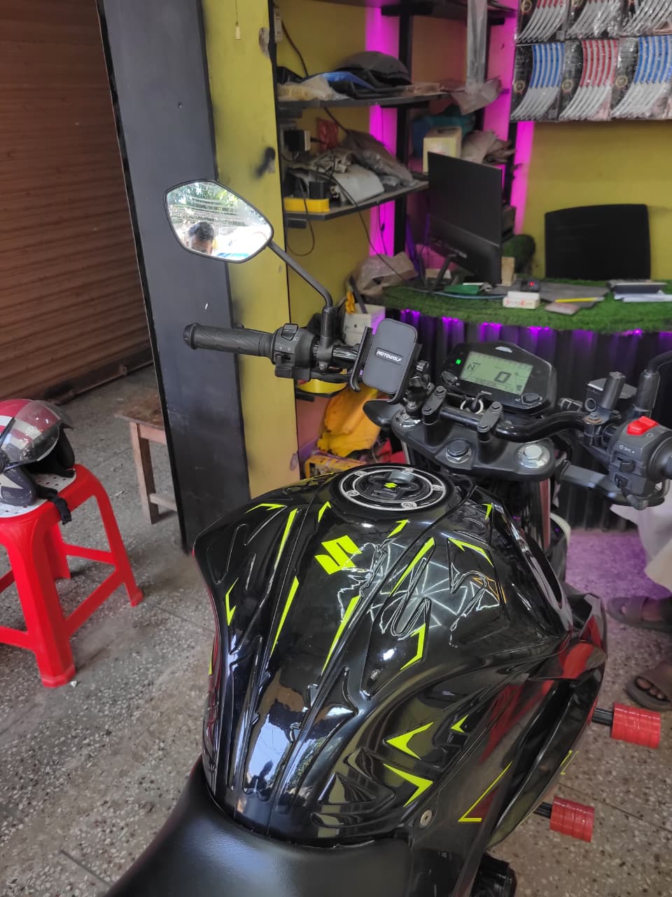Gixxer Fi or SF Glossy Black Neon NW( Premium Tank Pad 035)_img_1
