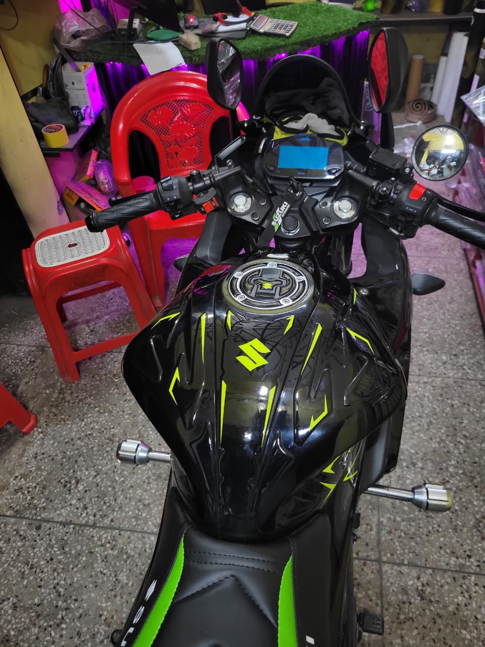 Gixxer Fi or SF Glossy Black Neon NW( Premium Tank Pad 035)_img_4