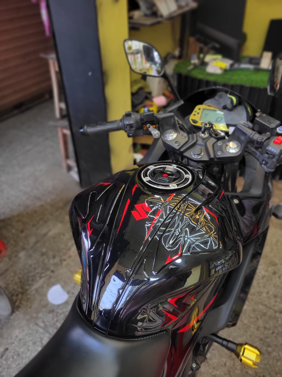 Gixxer Fi or SF Glossy Black Red ( Premium Tank Pad 036)_img_1