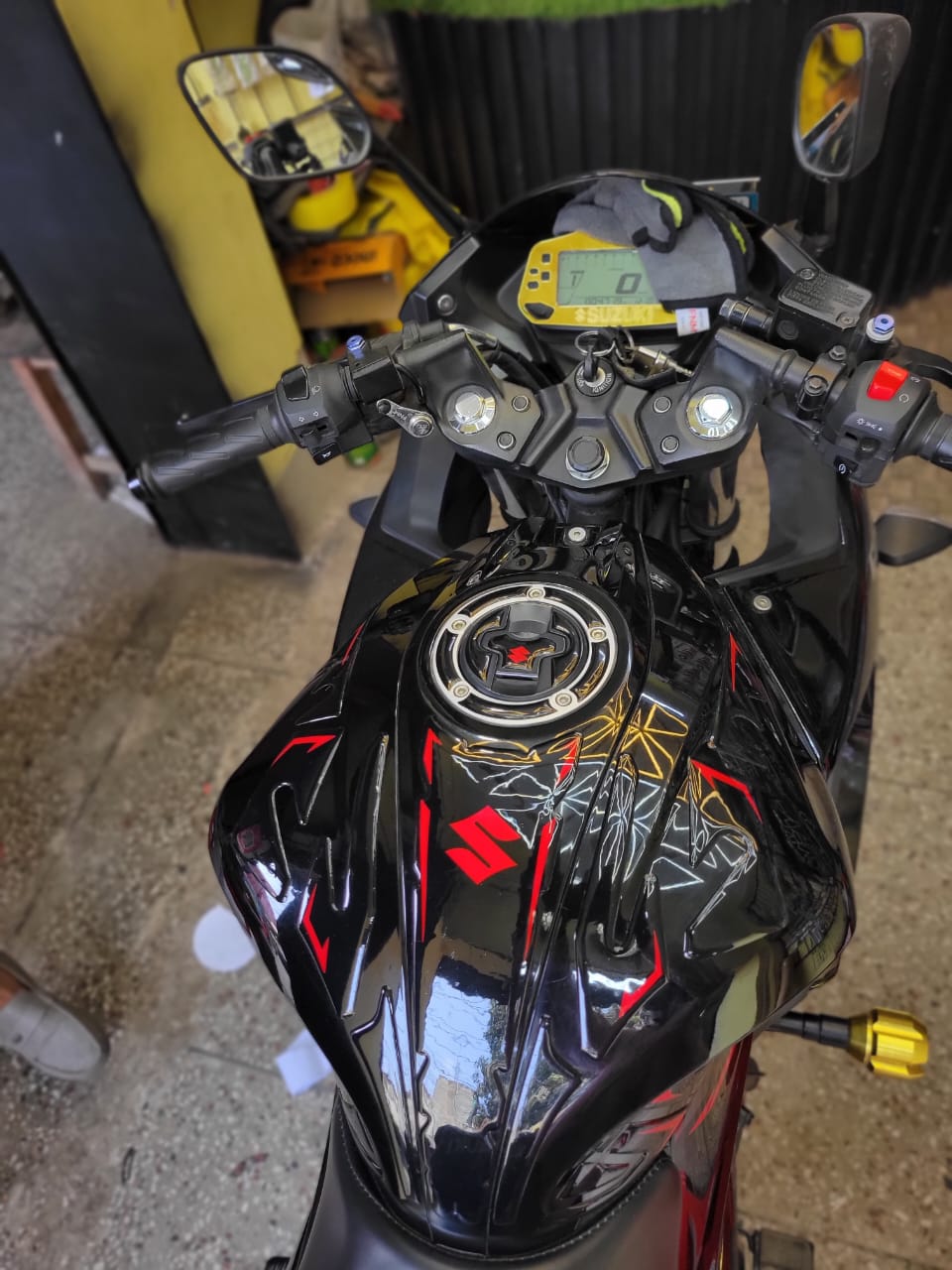 Gixxer Fi or SF Glossy Black Red ( Premium Tank Pad 036)_img_2