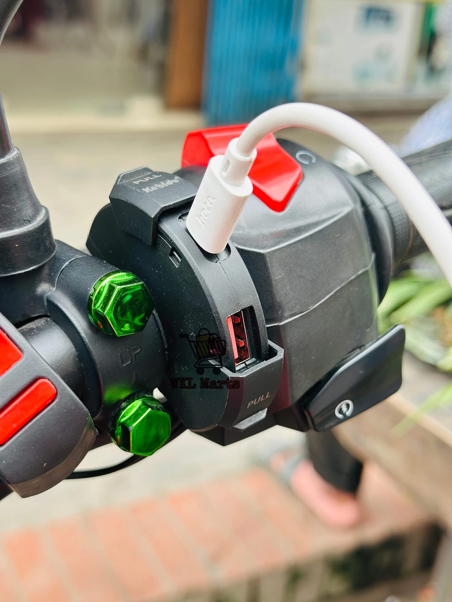 Universal Motorcycle Handlebar Phone Fast Charger_img_2