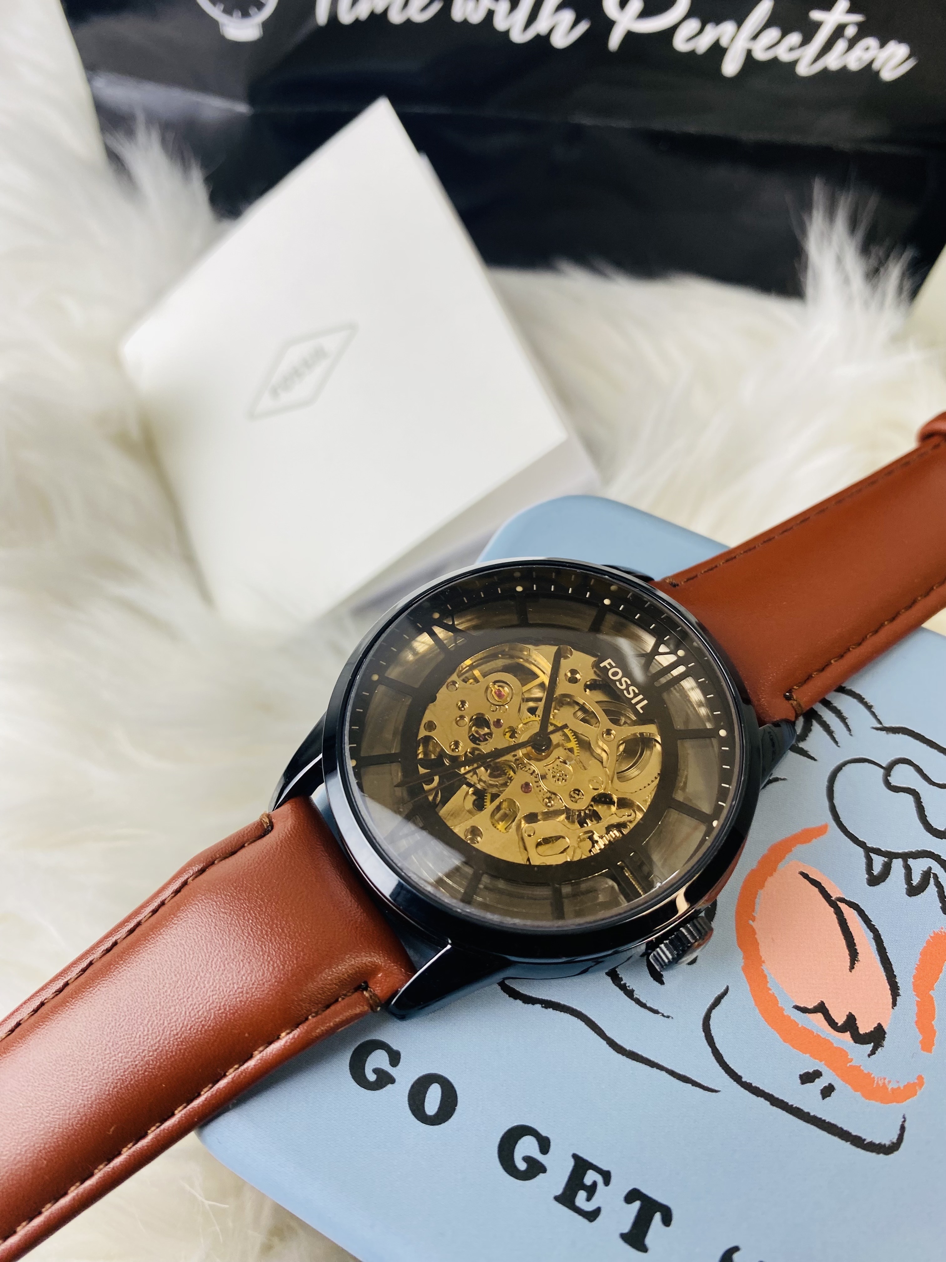 Fossil Dark coffe color men