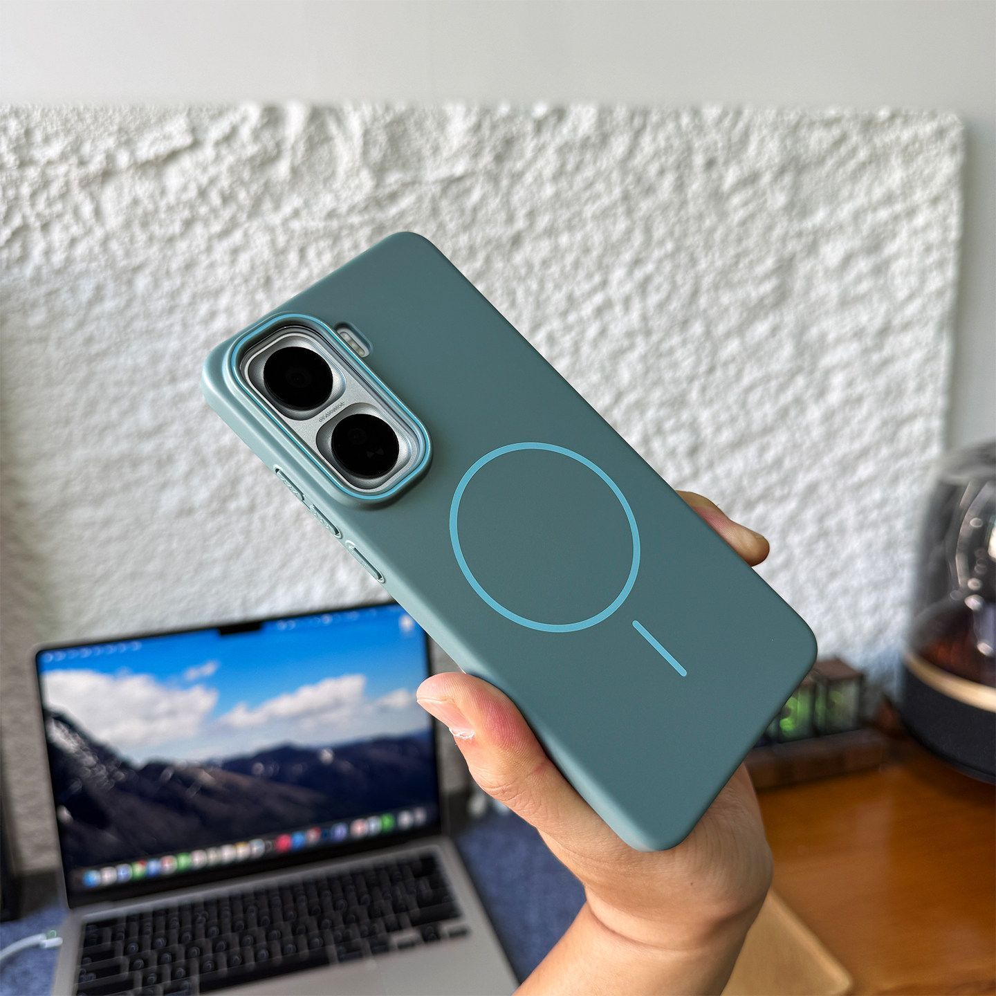 iQOO Neo11 Skin-like Feel Magnetic ring Hard Pc Cover_img_7